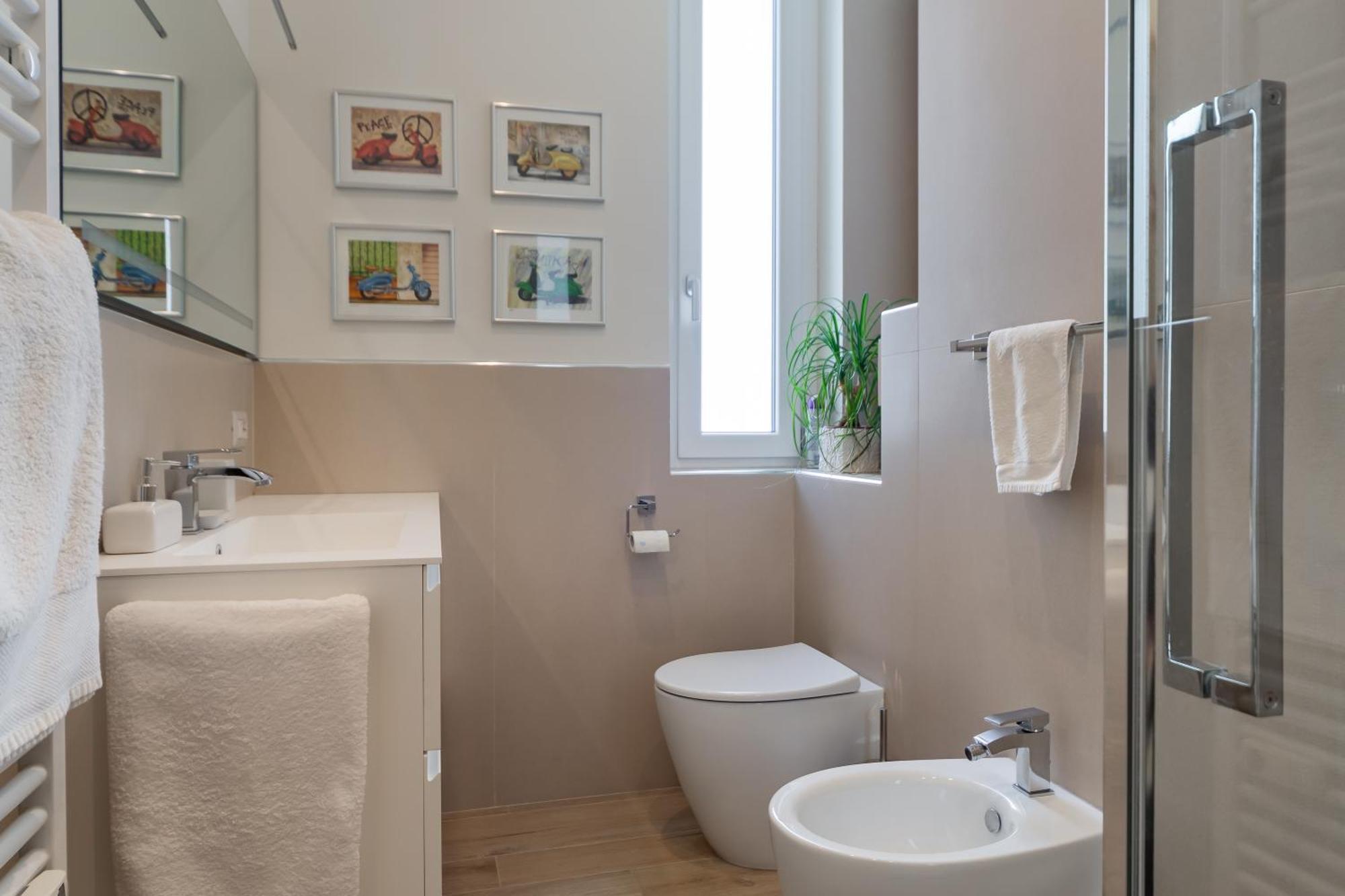 Appartamento Elegante E Silenzioso- Luce Apt. Vt37 *