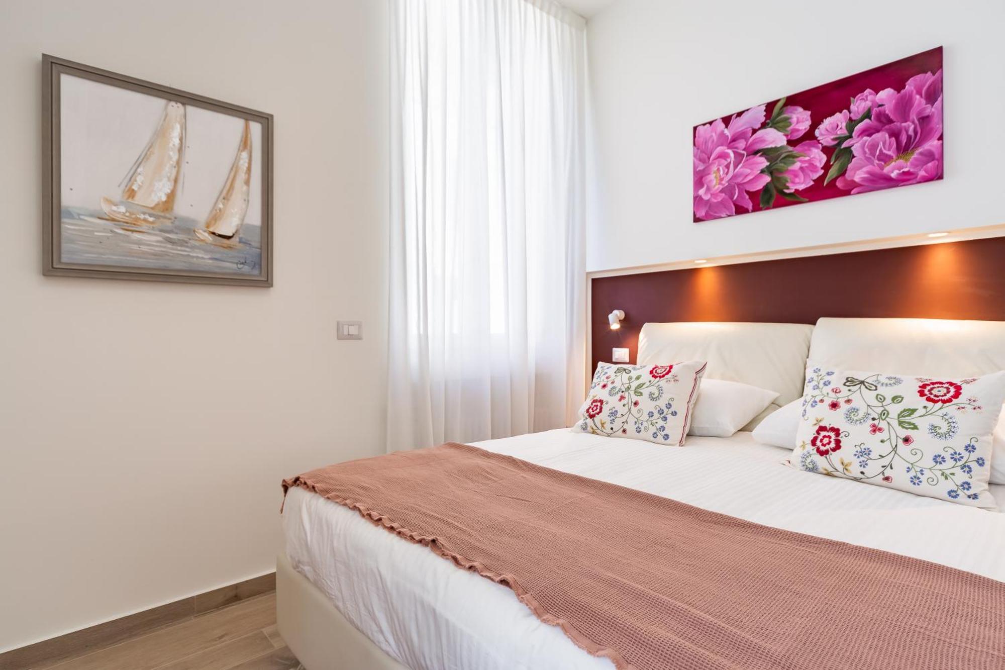 Appartamento Elegante E Silenzioso- Luce Apt. Vt37 *