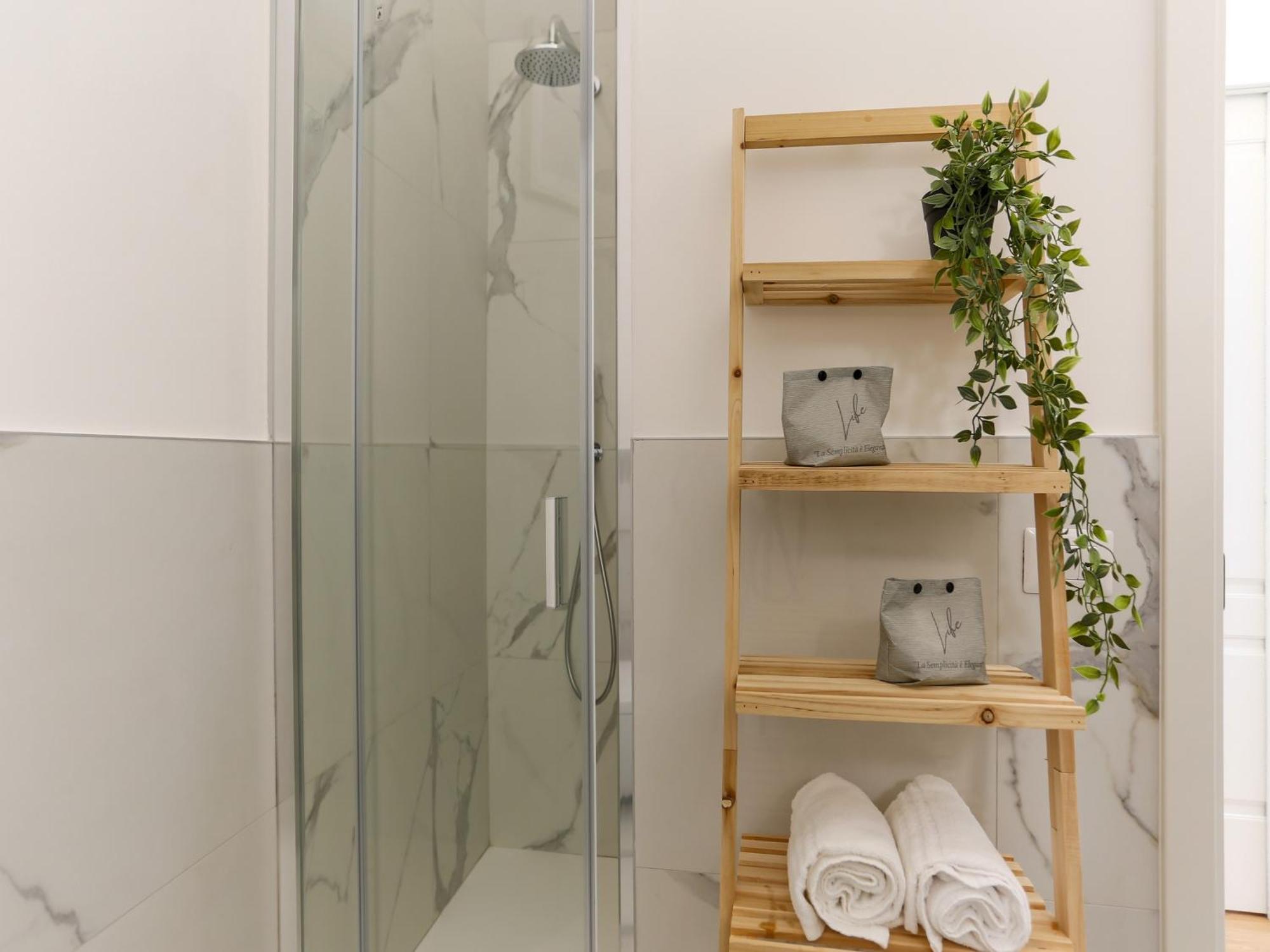 The Rent - Modern One Bedroom In San Babila Apartment Mailand