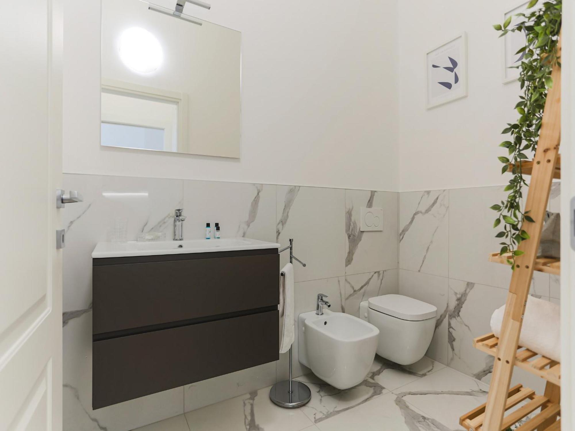 The Rent - Modern One Bedroom In San Babila Apartment