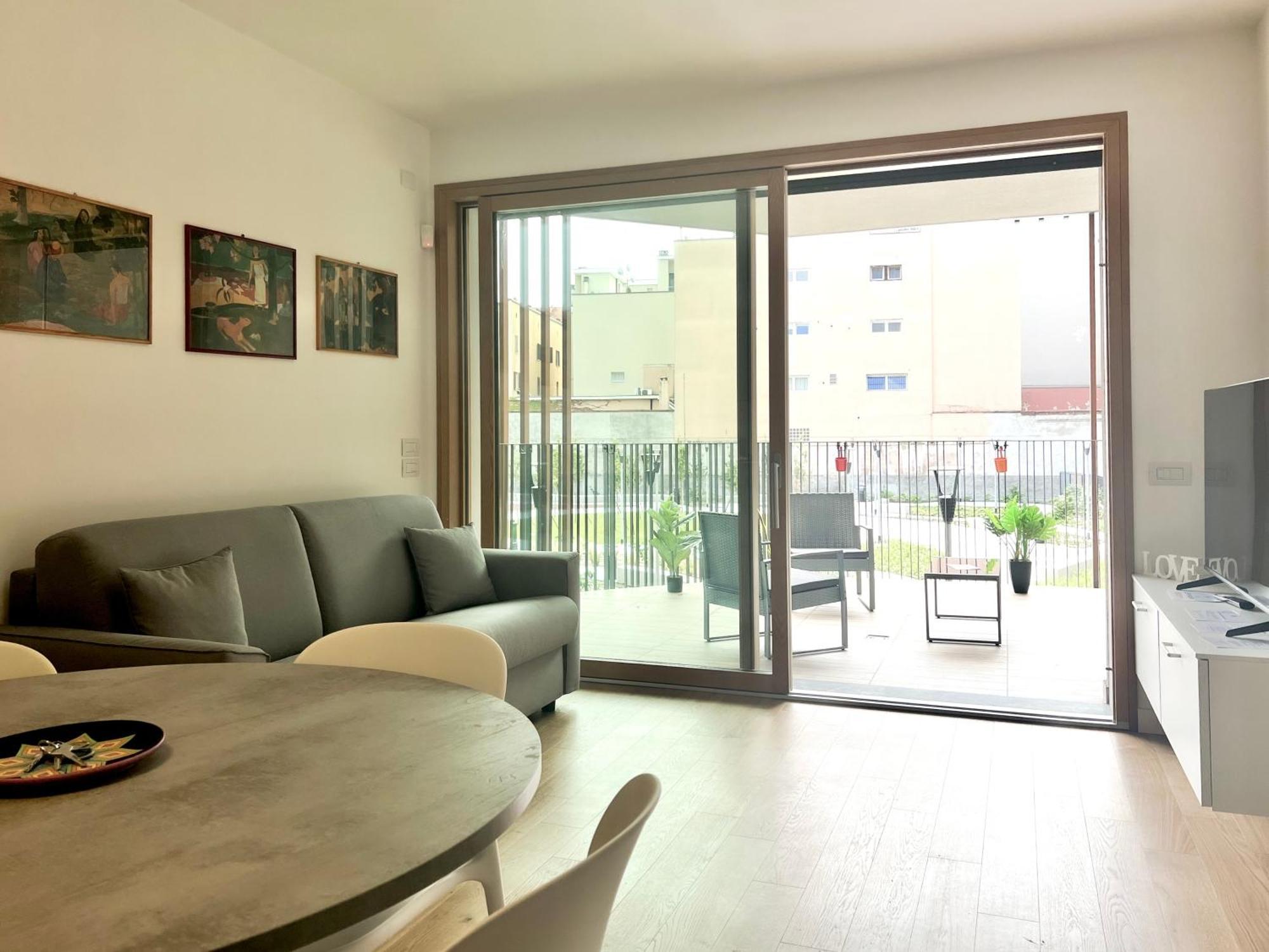 Appartement Comecasa Modern Terraced & Palestra Milaan
