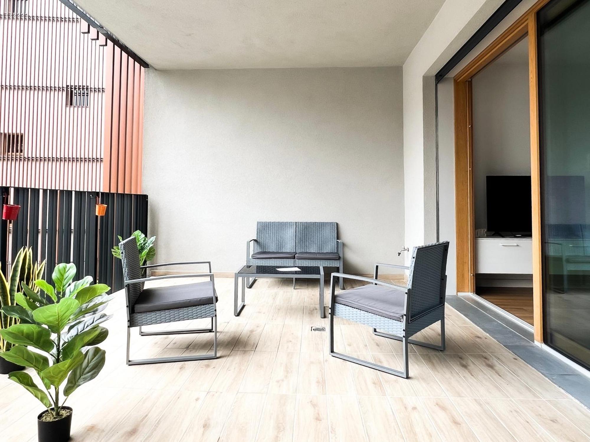 Comecasa Modern Terraced & Palestra Appartement Milaan