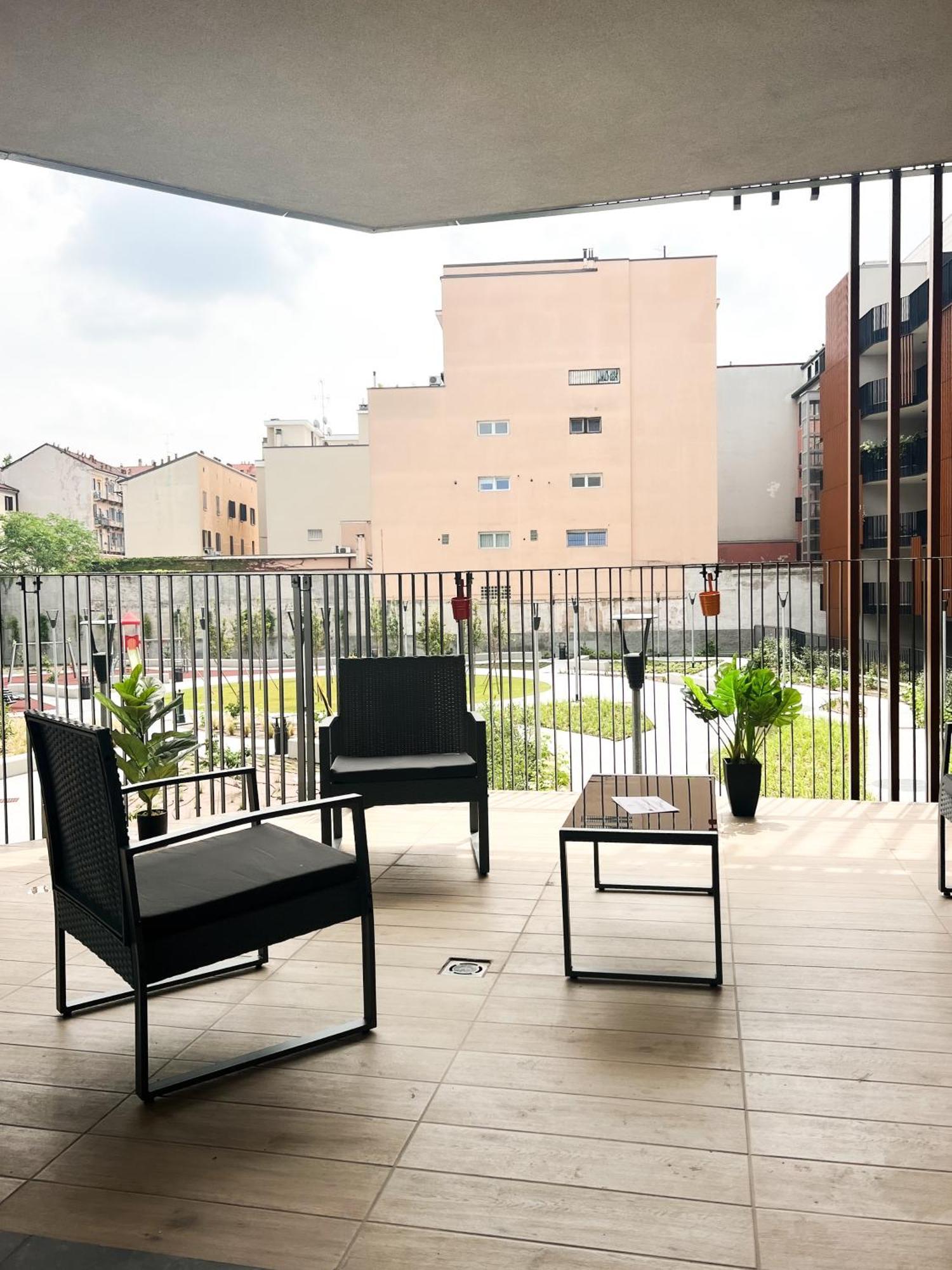 Appartement Comecasa Modern Terraced & Palestra