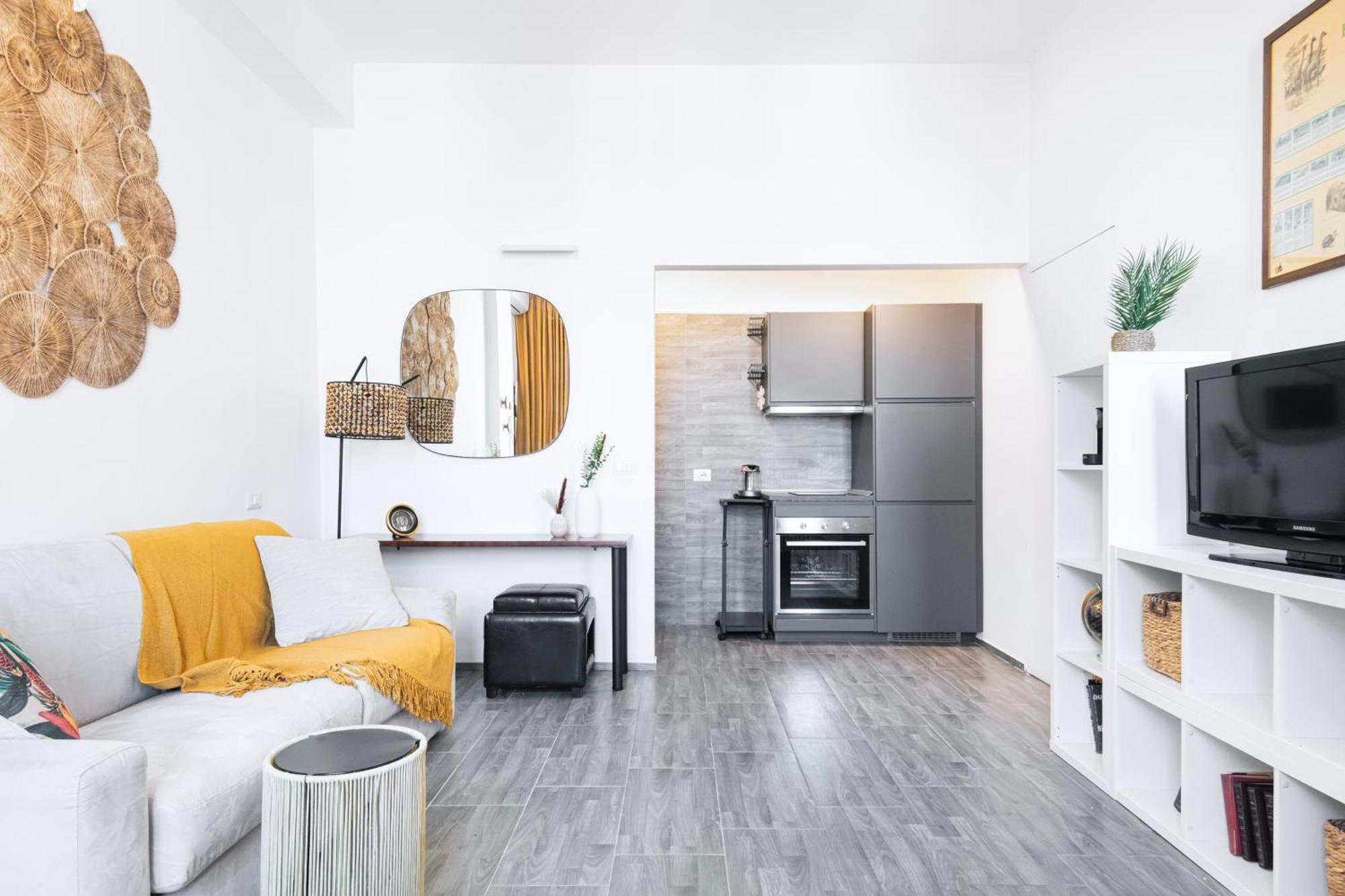 Easylife - Moderno E Luminoso In Repubblica