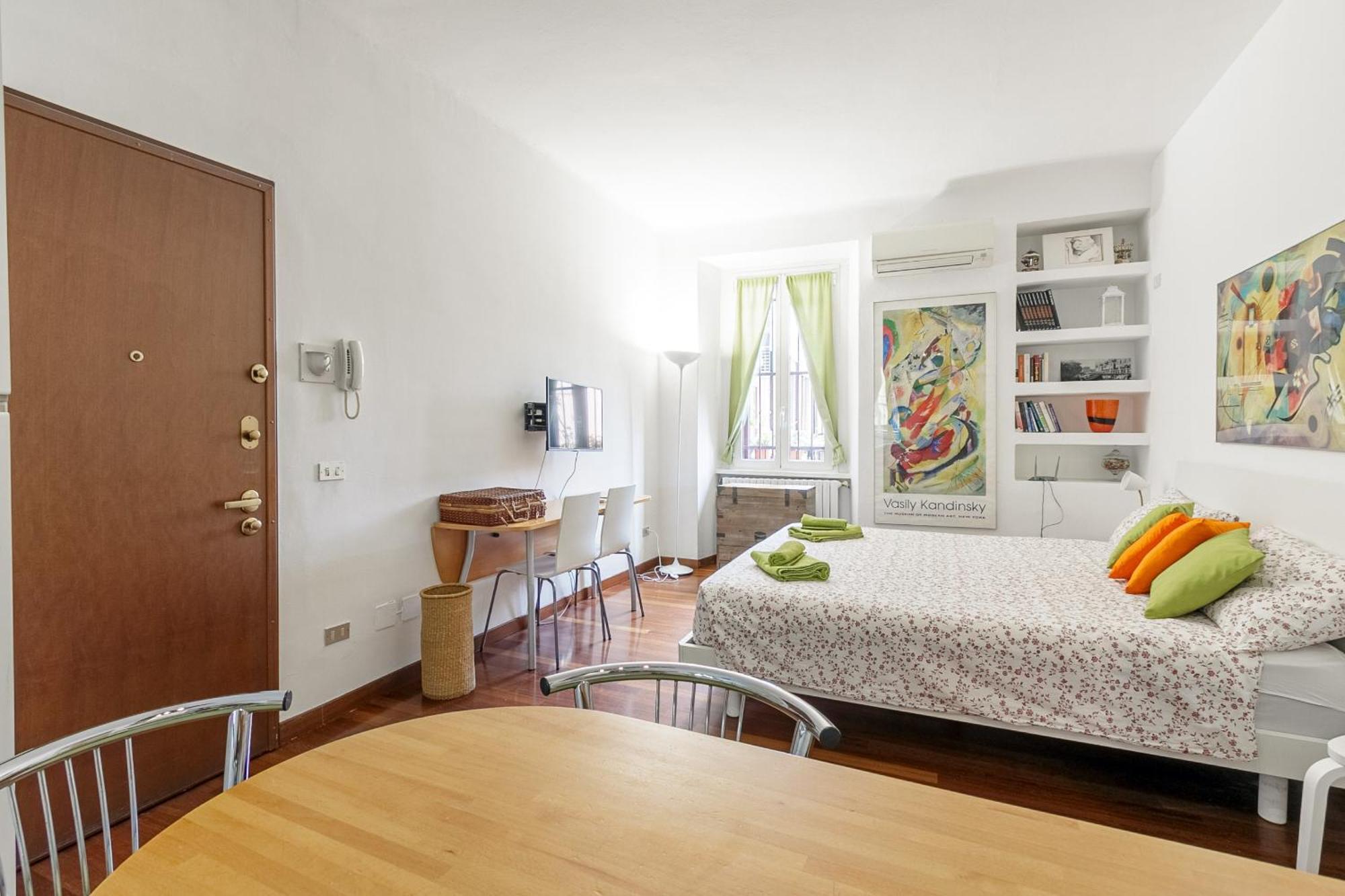 Navigli - Cozy Studio In Darsena By Rentopolis