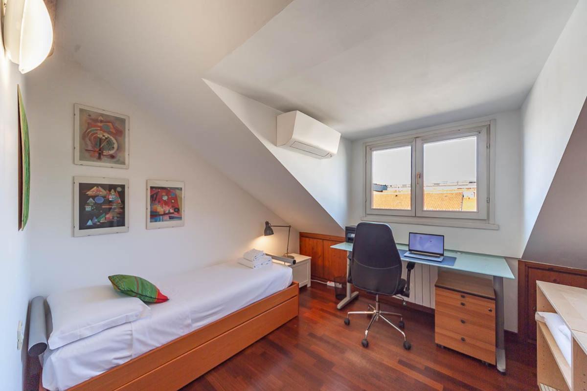 Attico Con Terrazzo - Skyview Appartamento Milano