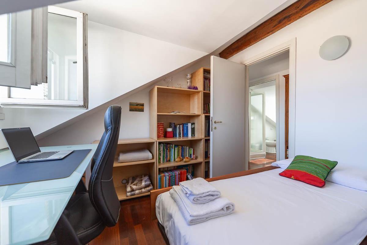 Attico Con Terrazzo - Skyview Milano
