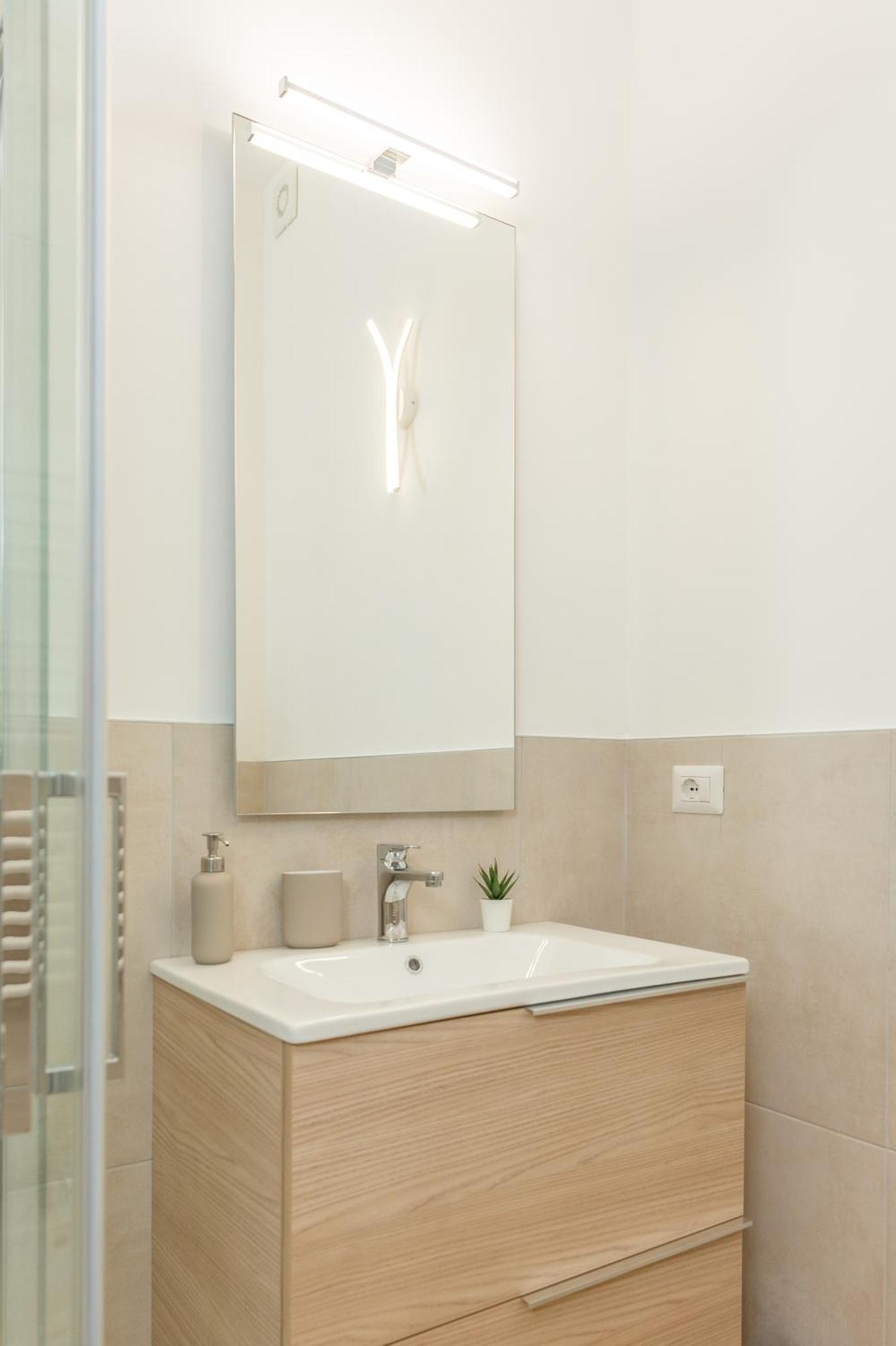 New - Manet - Exclusive Lejlighed Milano
