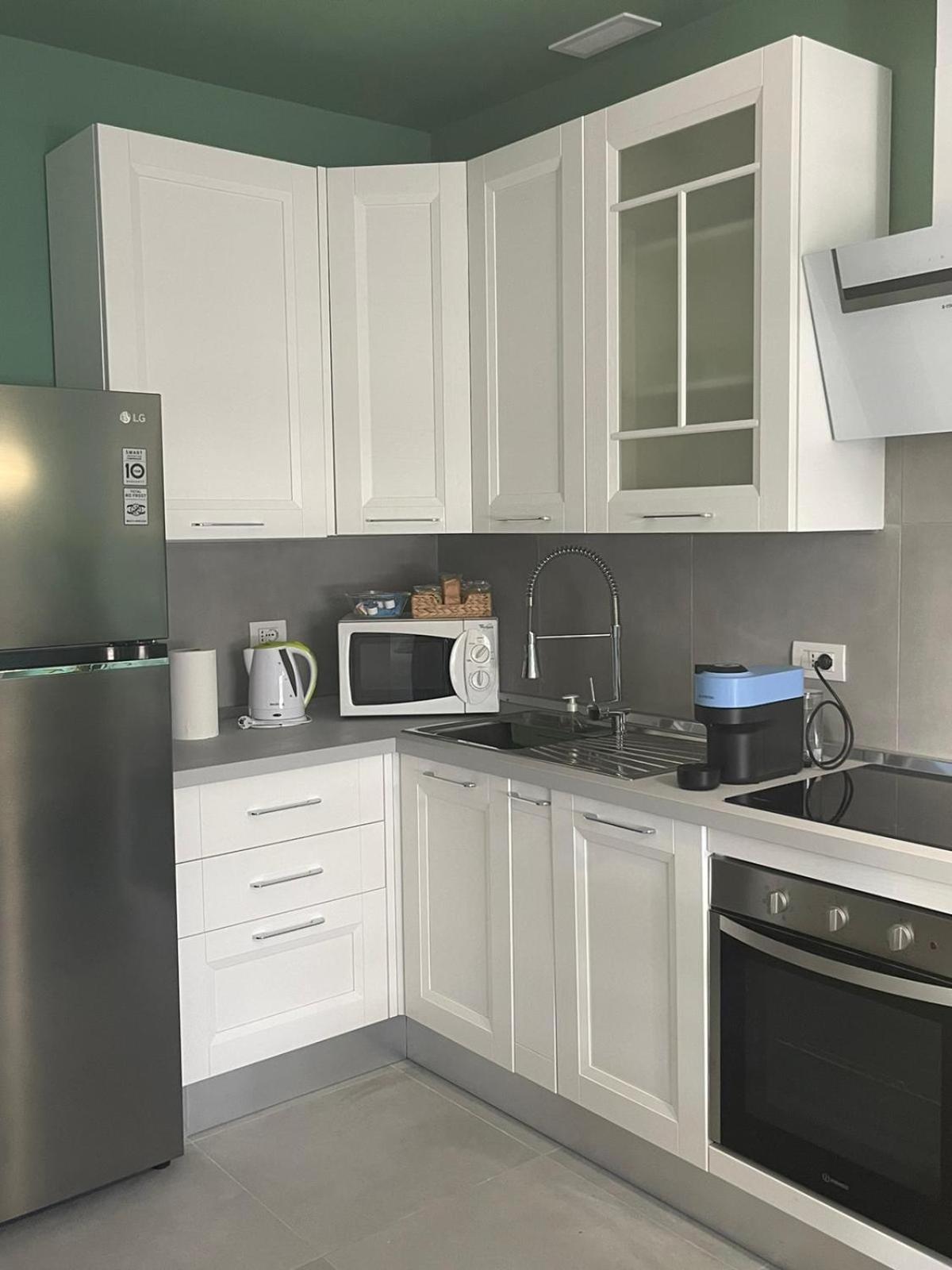 Corso Lodi 6 Milano Porta Romana - Bellissimo Nuovo Appartamento Con 2 Camere Da Letto E Due Bagni - Beautiful Newly Decorated 2 Bedrooms 2 Bathrooms With Free Parking Per Selected Qualifying Rate - Metro Subway Porta Romana 6 Minutes To Duomo Cathed Leilighet