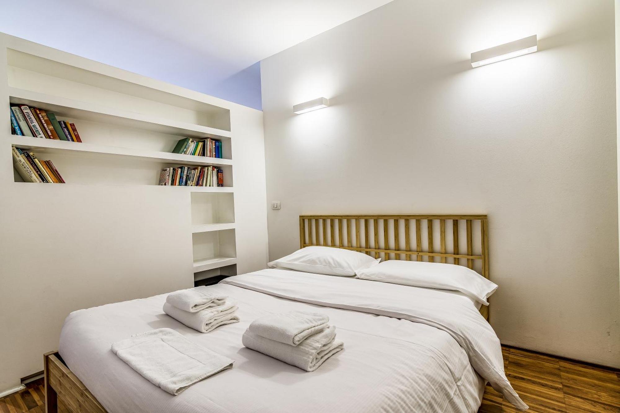 2pax Wifi- Via Nicastro * Milano