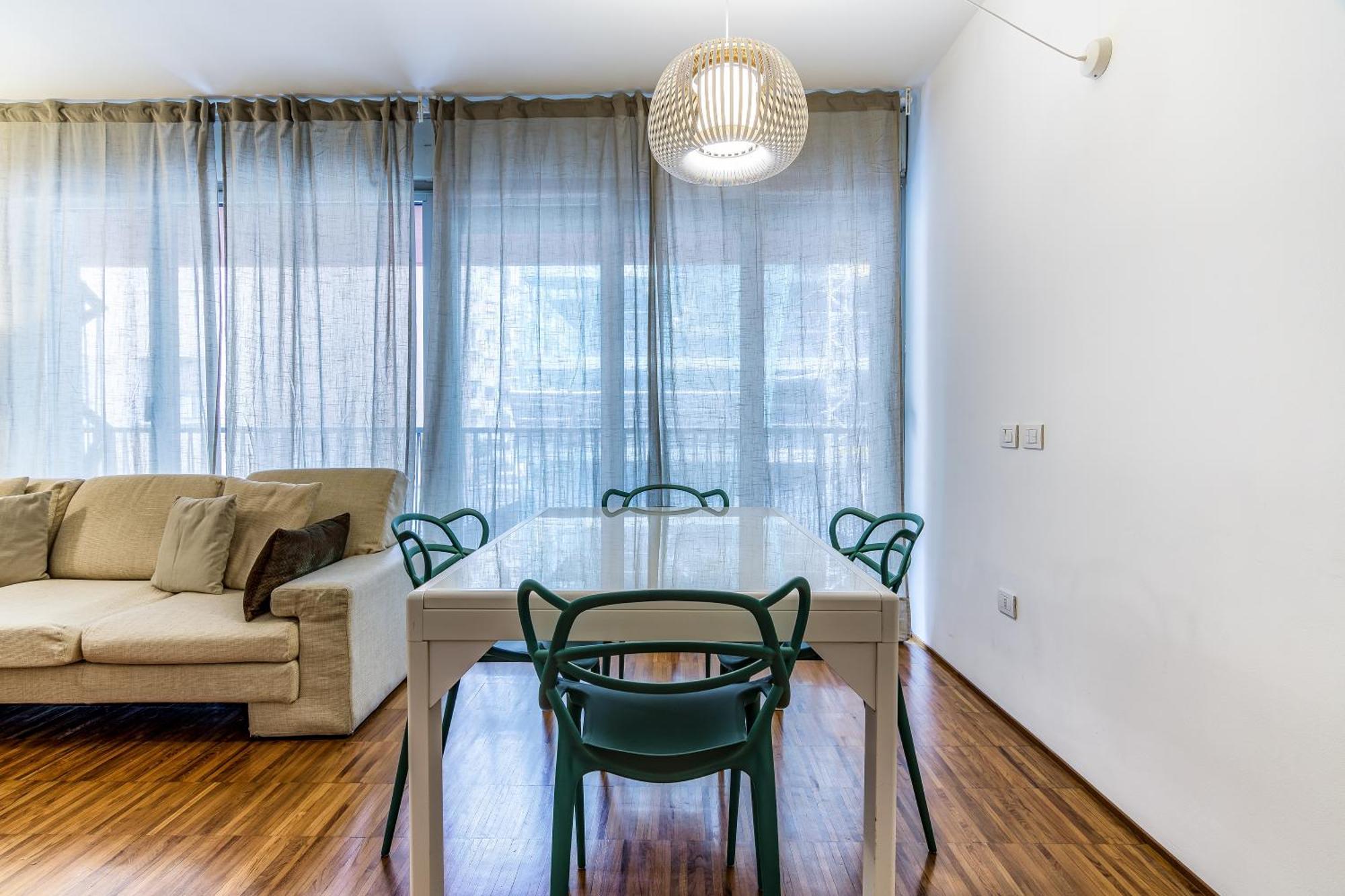 2pax Wifi- Via Nicastro * Milano