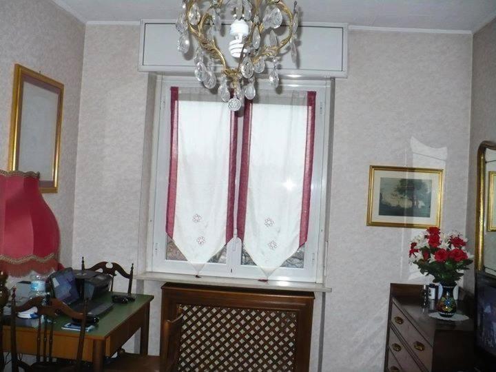 Suzzani House Guest house *