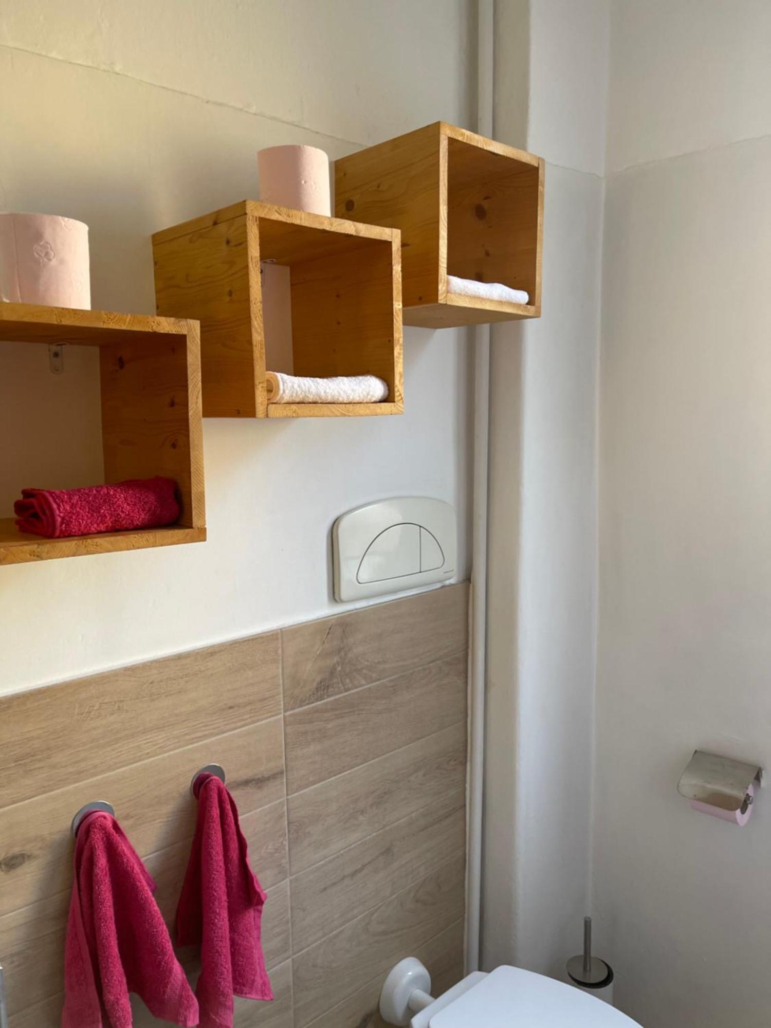 Appartement A 5 Minuti Dal Centro Di Di Anita E Marco