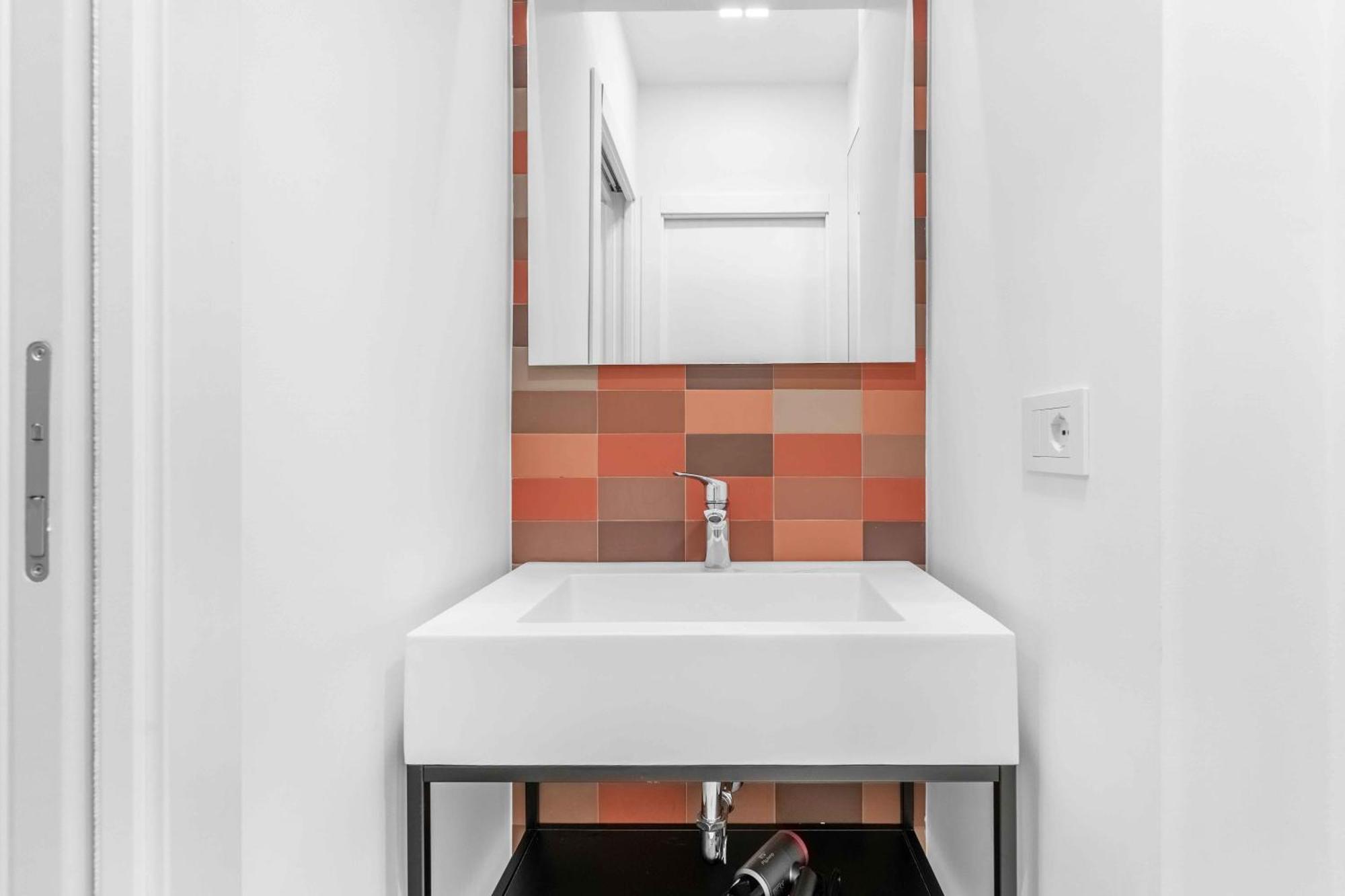 Apartment Le23 Duomo-loreto - - Modern