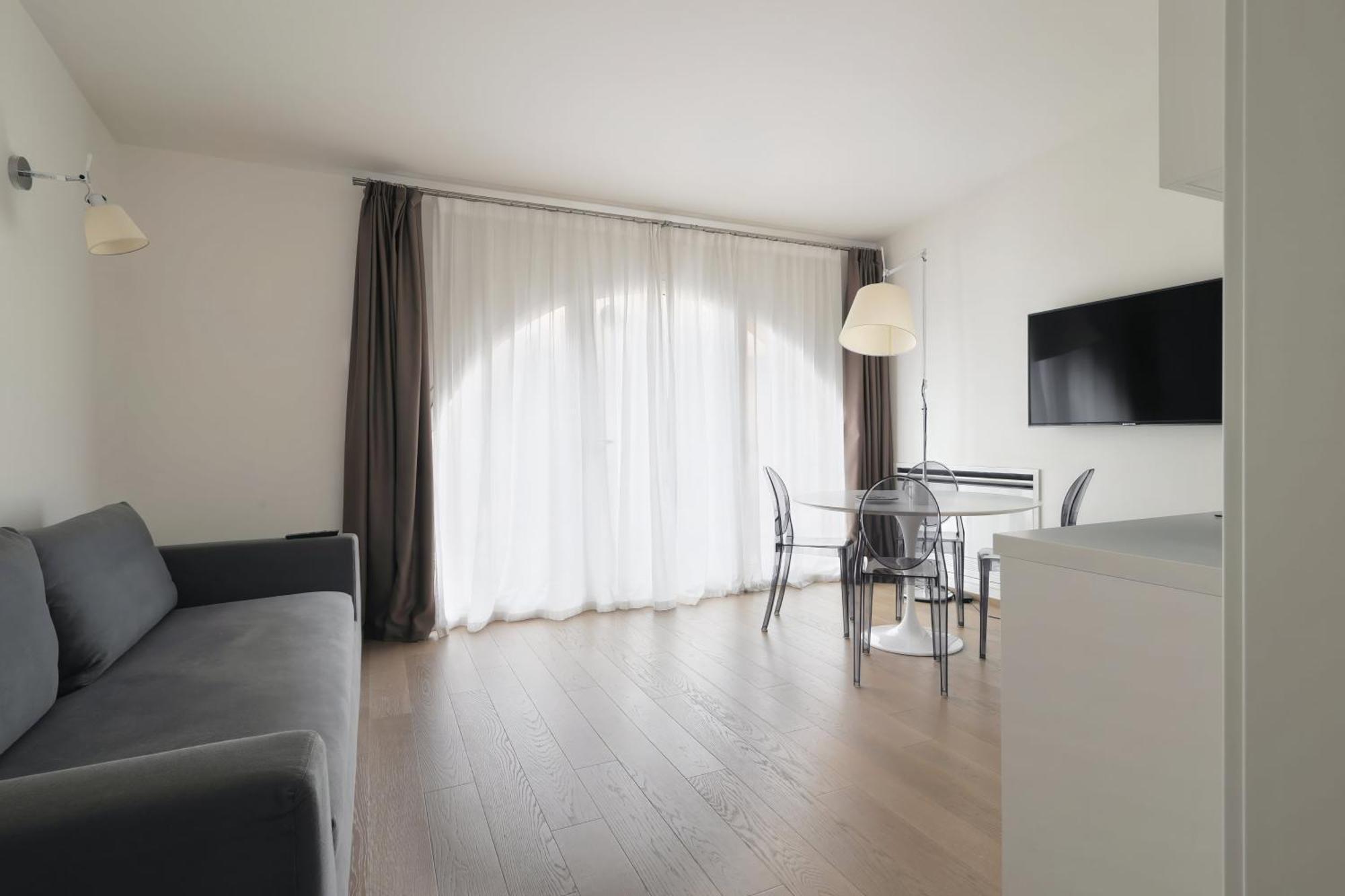 Joivy Corso Como 11 - Navigli *