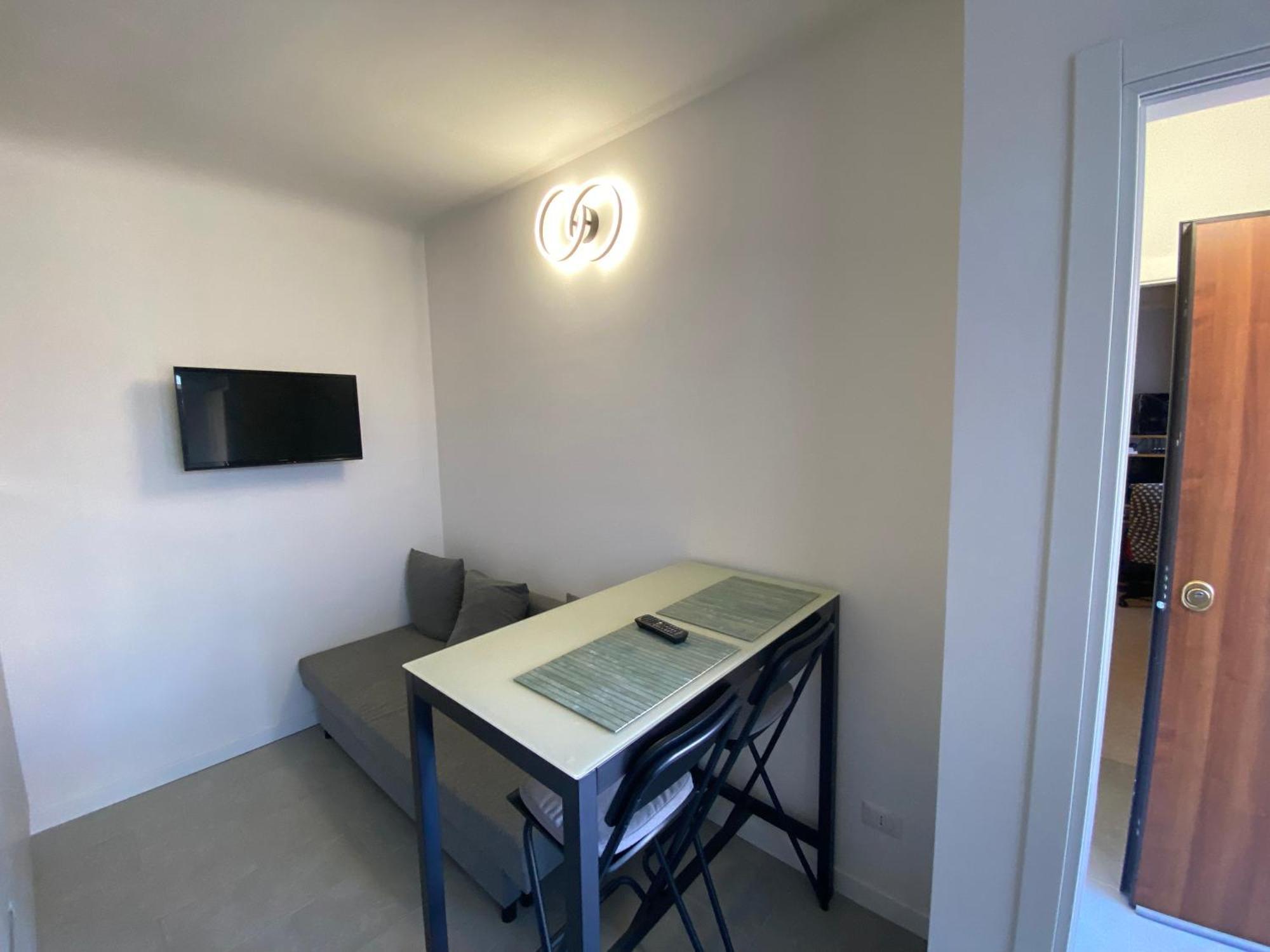 Renovated With Two Single Beds * Mailand