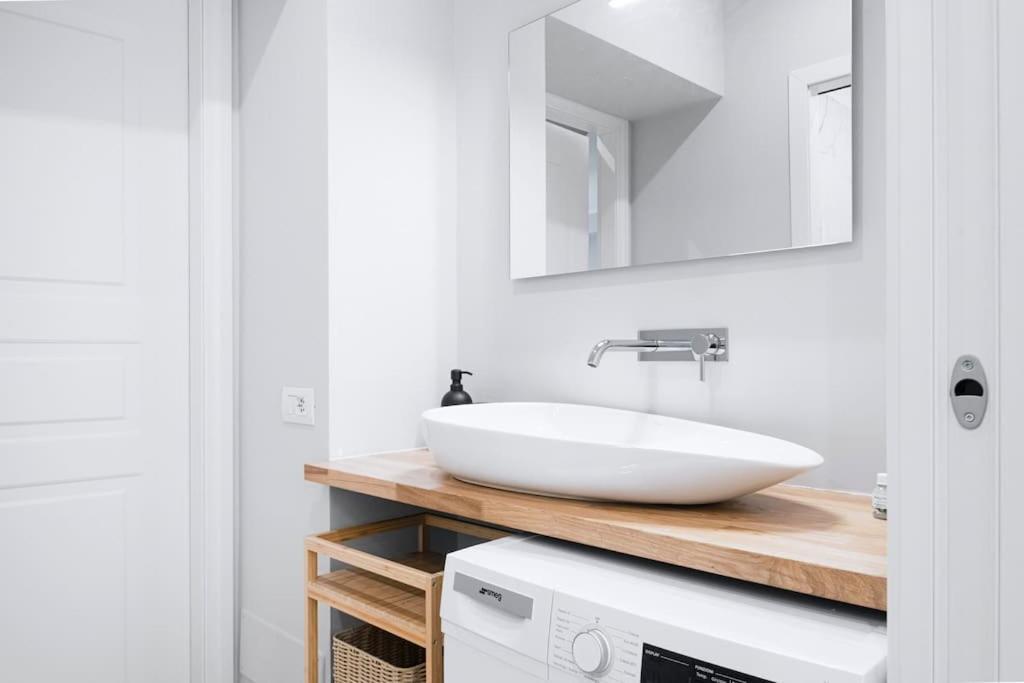 Easylife -modern And Elegant In The Heart Of Appartamento Milano