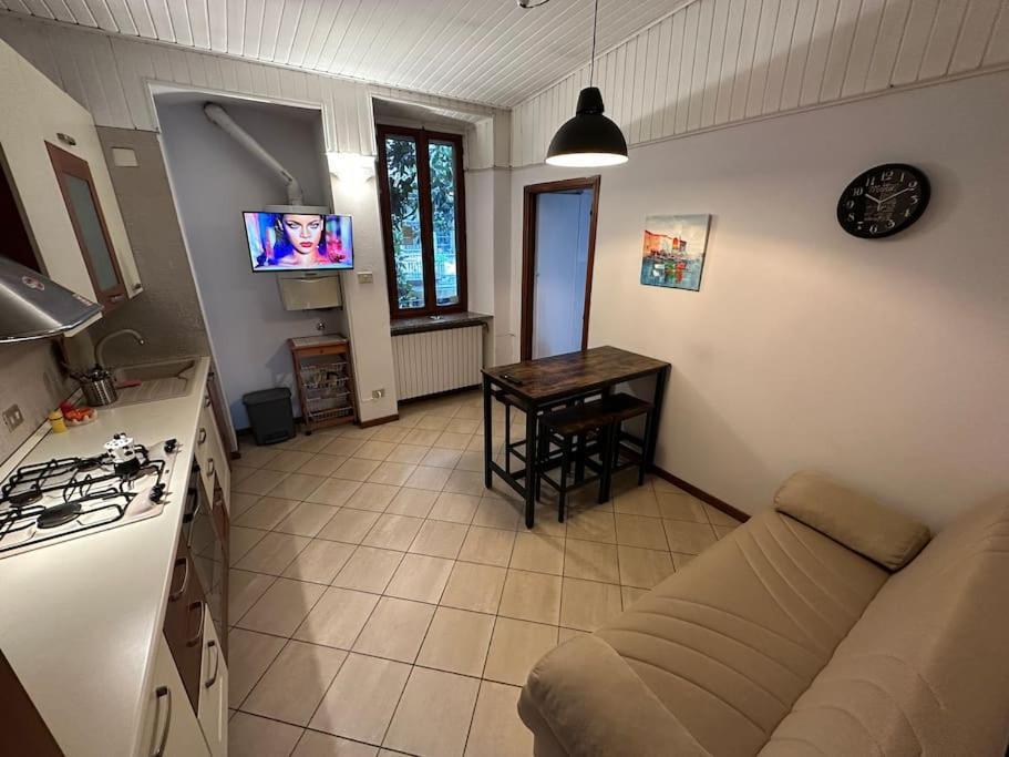 Lovely 2-bedroom Apartment *