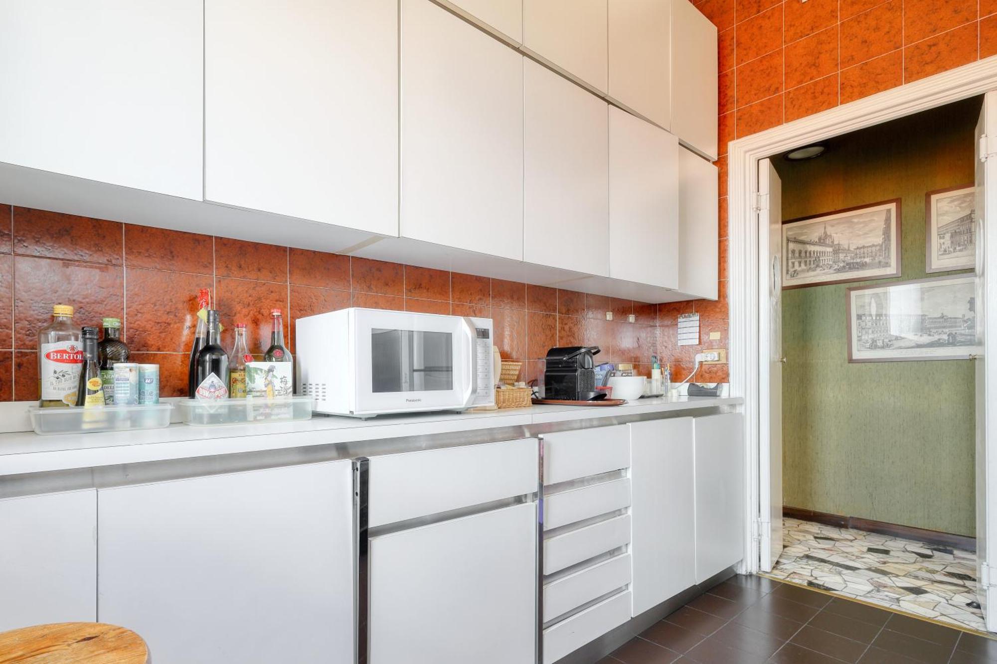 Urban Elegance With A View Viale Tunisia Apartment Mailand