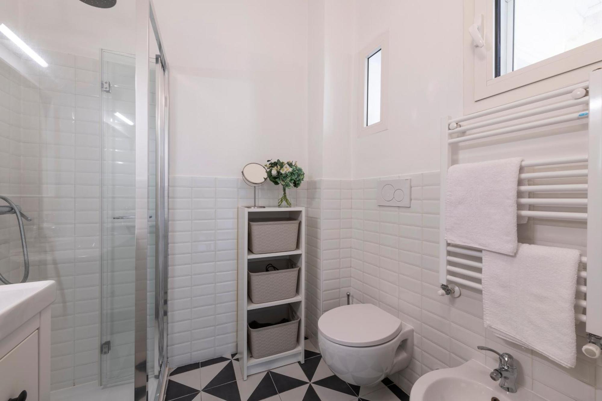 Pomponazzi, 4 Bilocale In Zona Bocconi Navigli Apartment Milan