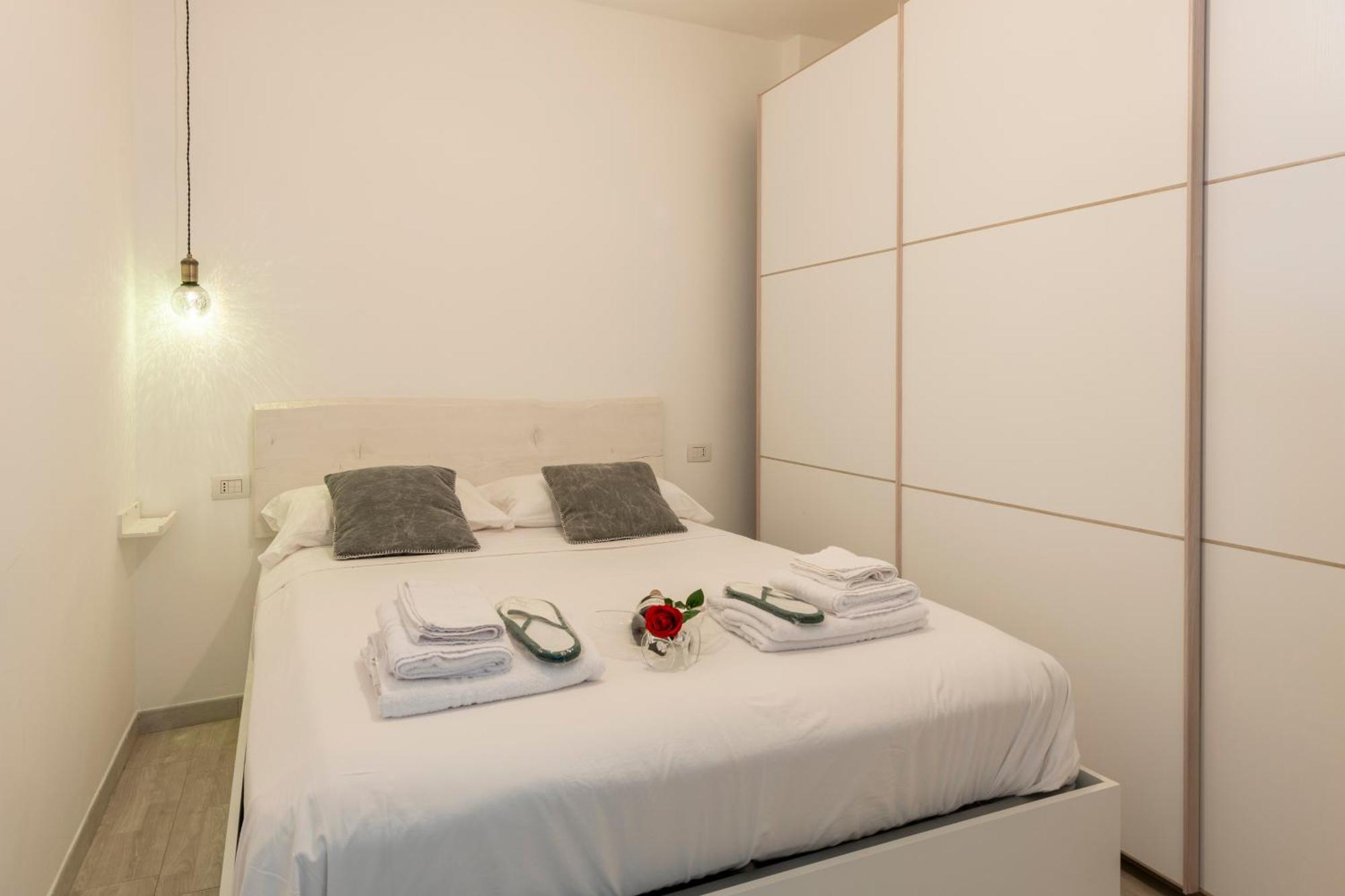 Pomponazzi, 4 Bilocale In Zona Bocconi Navigli Apartment Milan