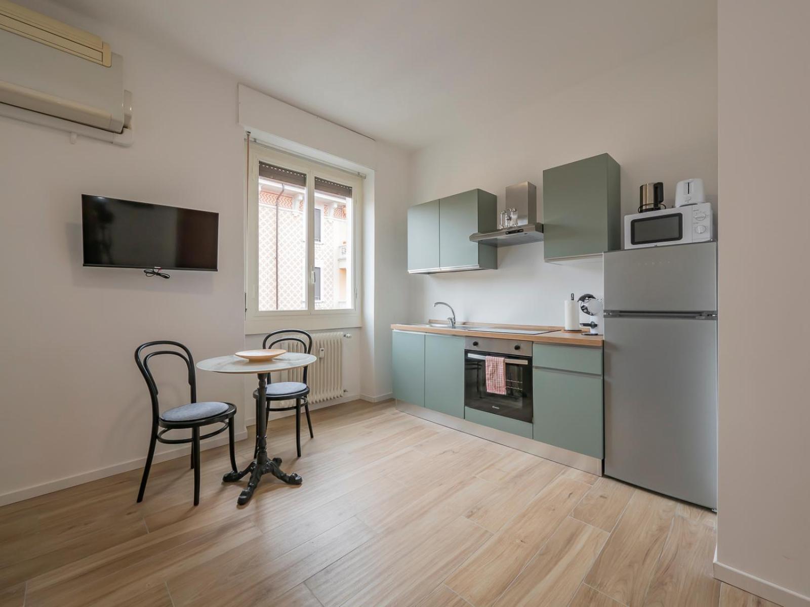 4 Pax - Via Brioschi, 94 Mailand