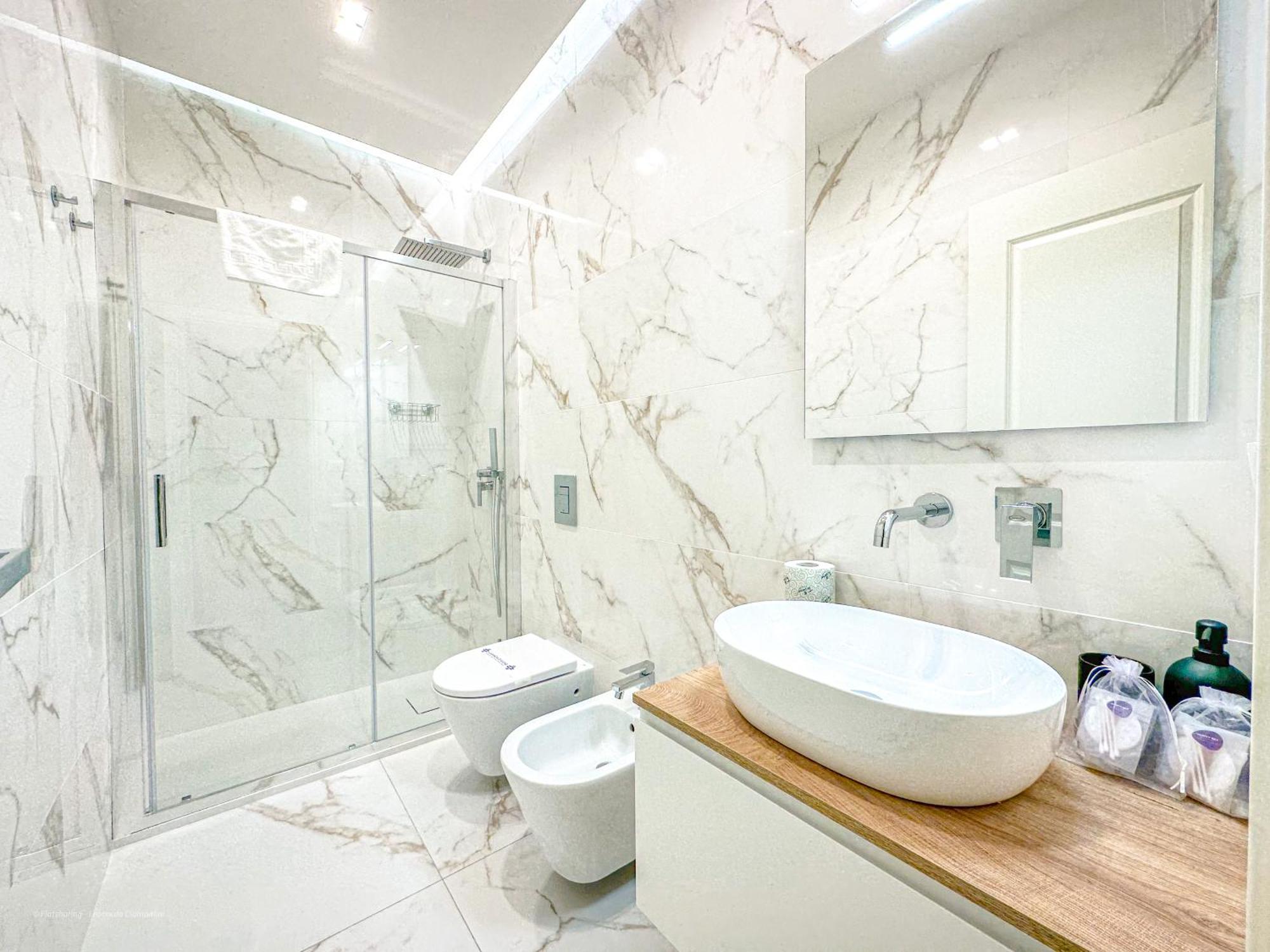 Banfi Luxury - Sauna & Jacuzzi Milan
