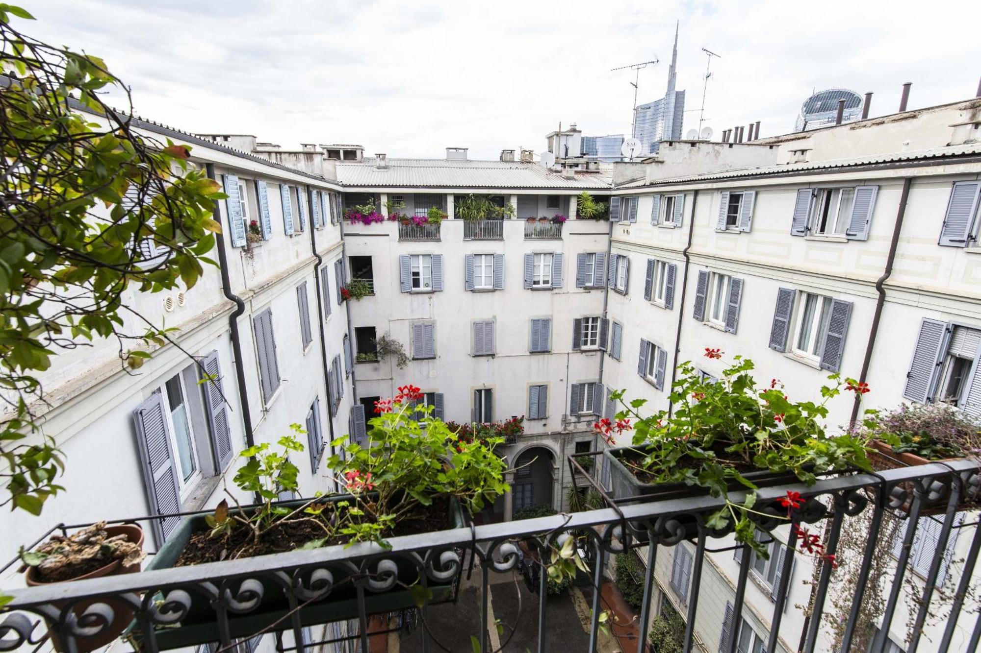 Castelfidardo 8 Milaan