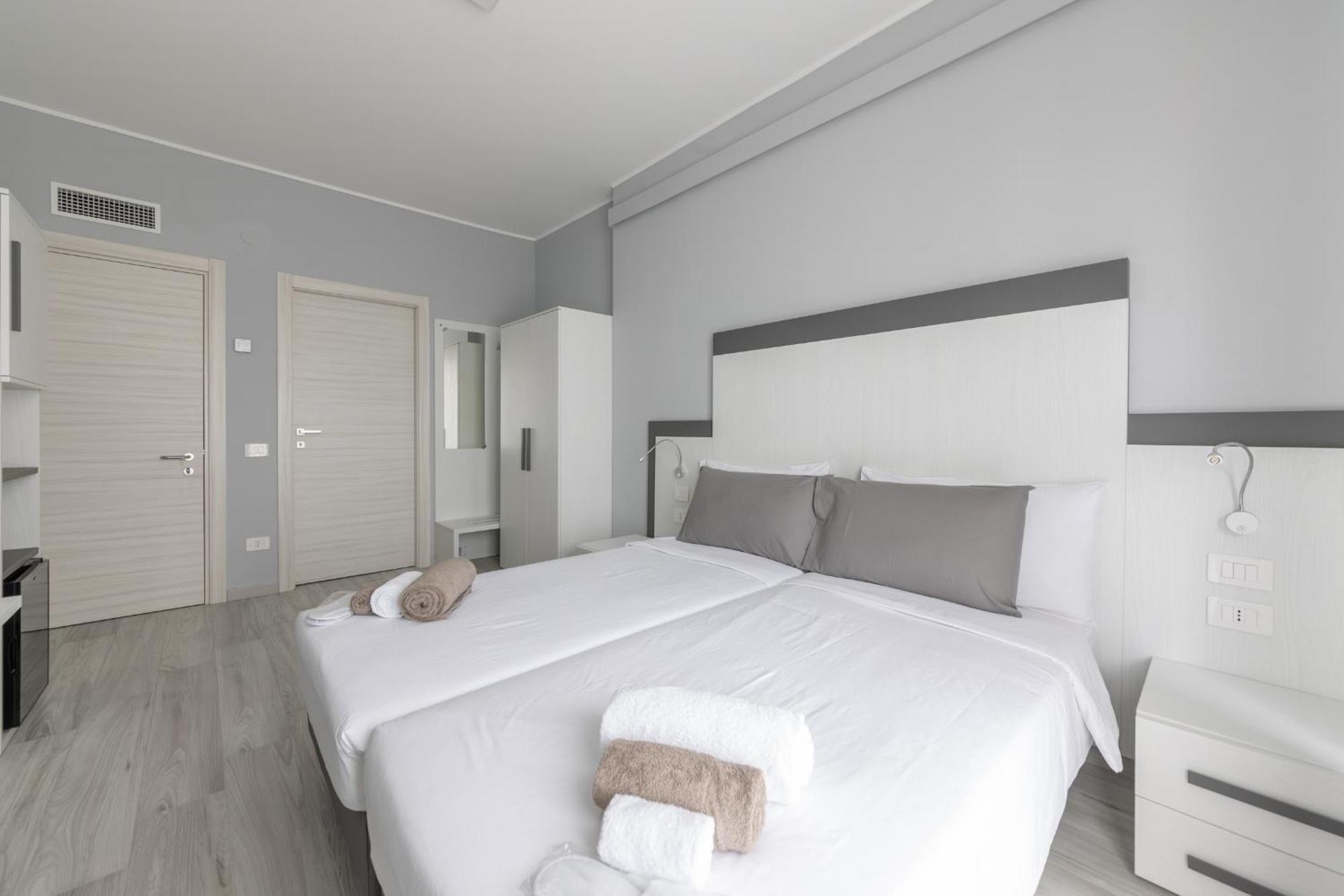 Chezromyk 2 The Kosher Bed & Breakfast Milano