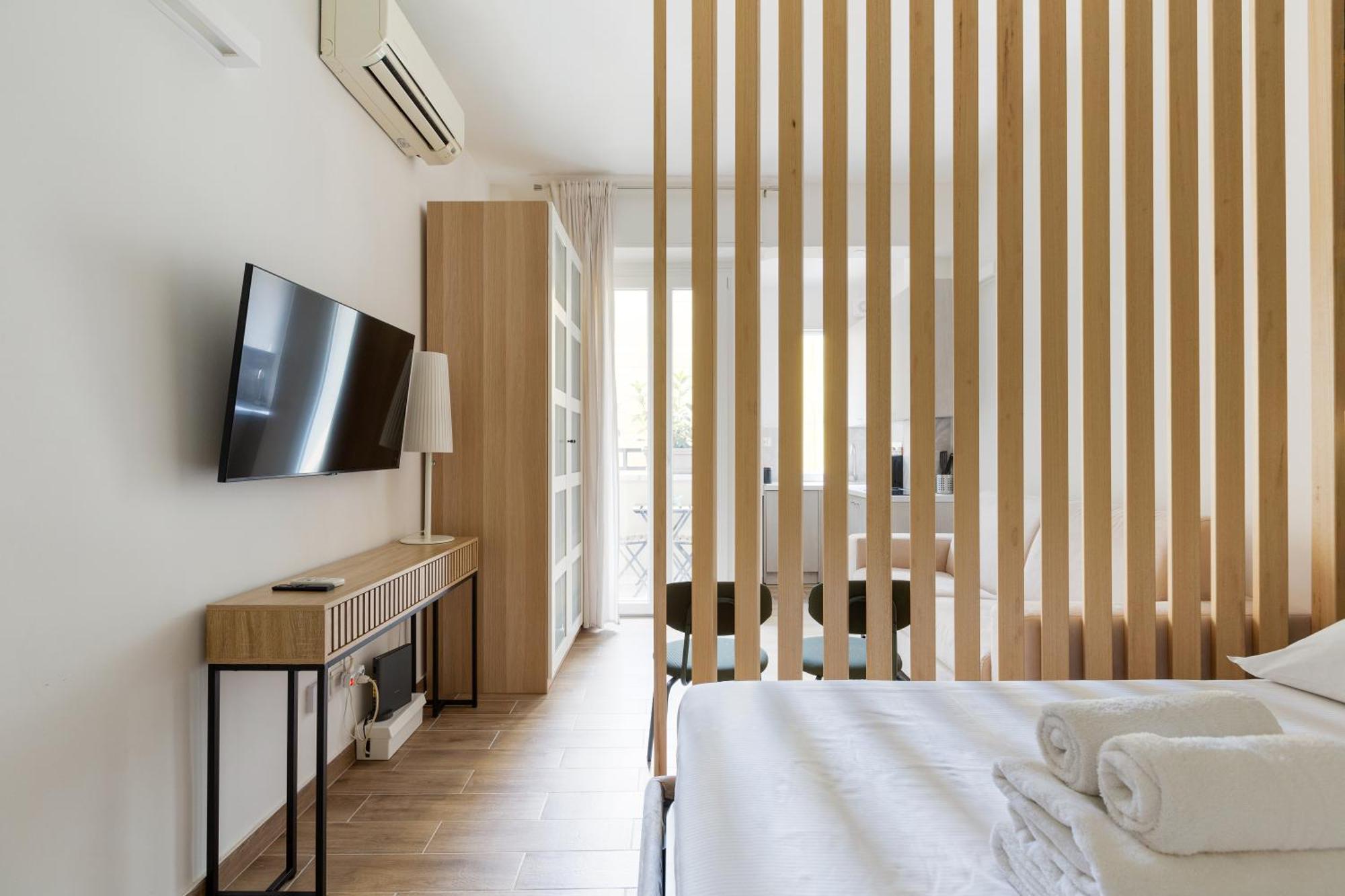 Forlanini M4 Modern With Balcony * Milano