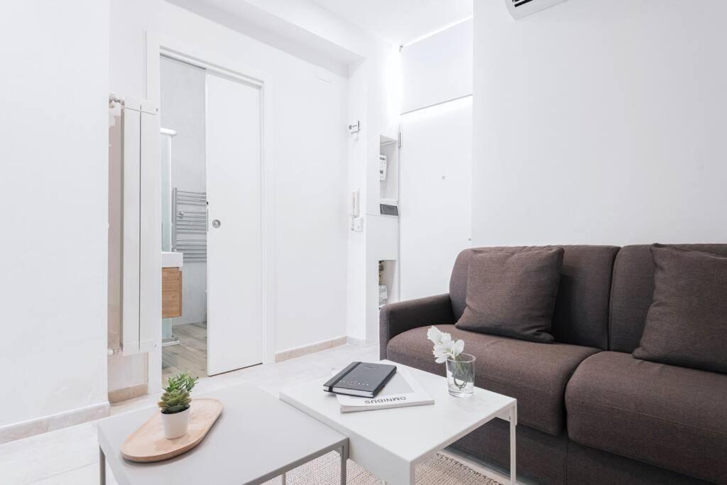 Appartement Easylife - Comfy Flat A Few Steps From Navigli Milaan