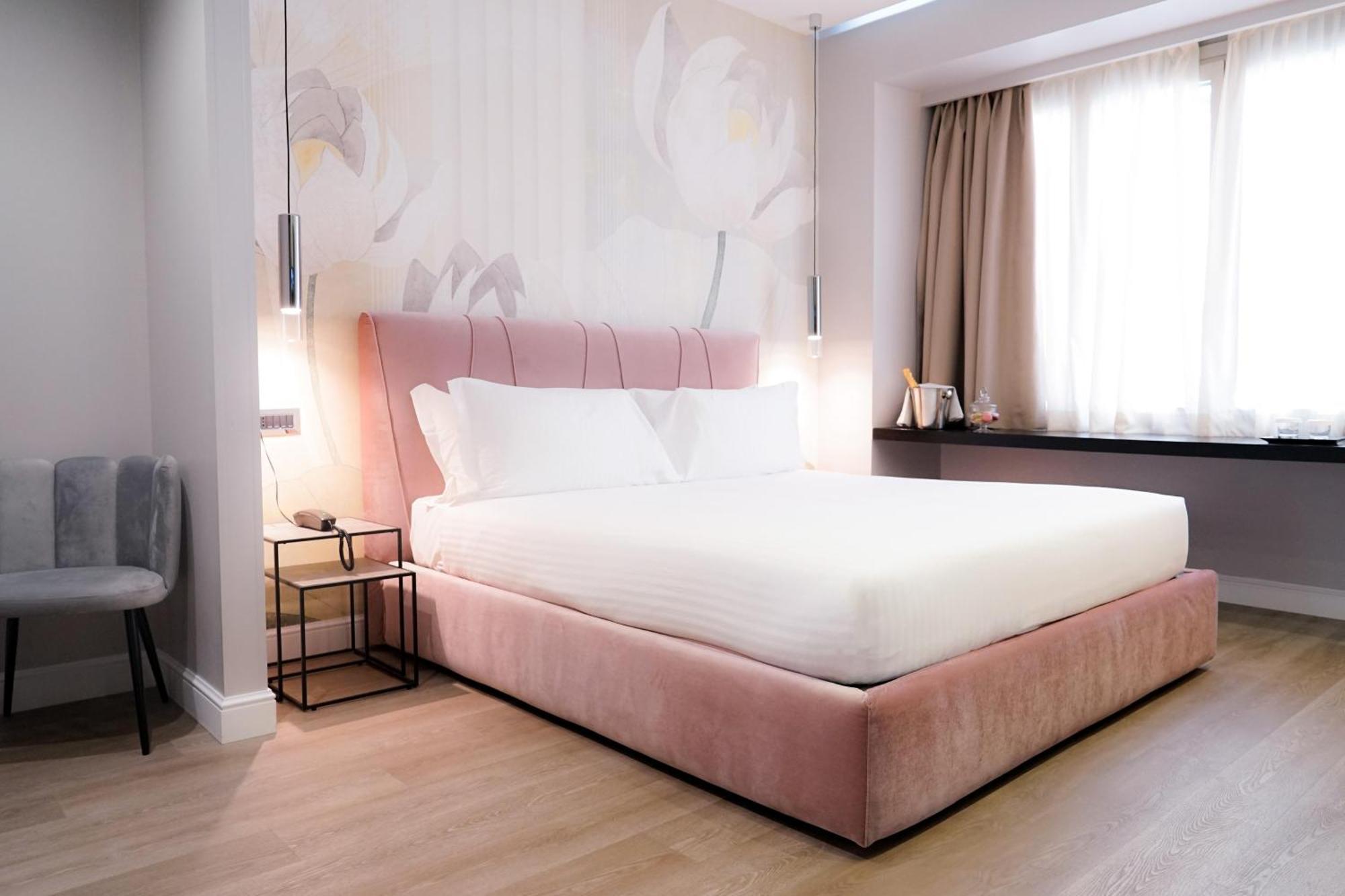 Hotel The Unique 4*