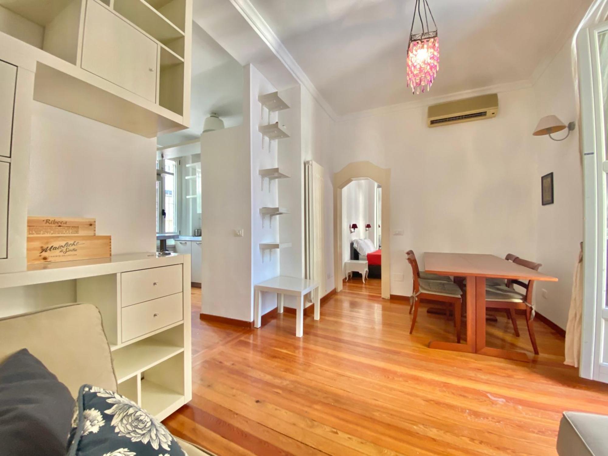 In Coorte Di Prestigio Salutati Apartment *