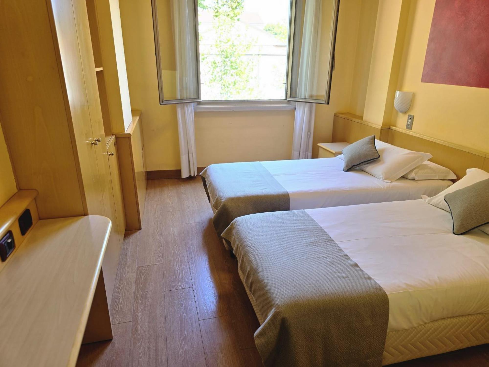 Mokinba Sant'ambroeus Mailand