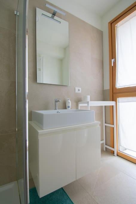 Apartment Corso Vercelli Cozy Modern Flat *