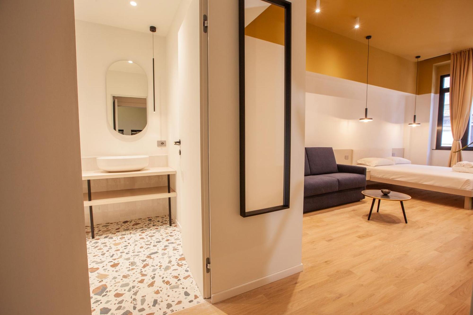 Cvm 19 Hotel