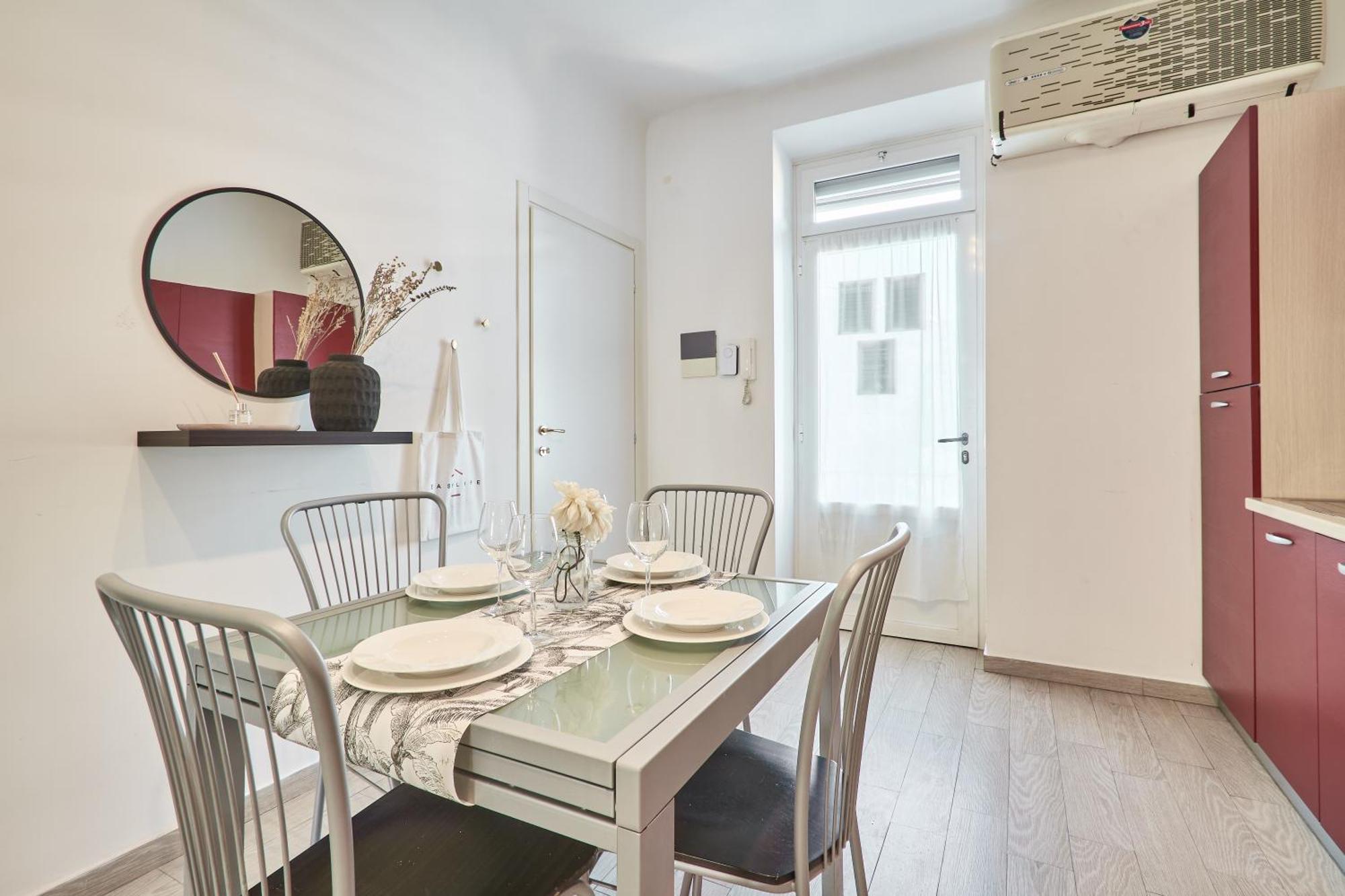 Easylife - Comfort E Relax In Porta Venezia Apartment