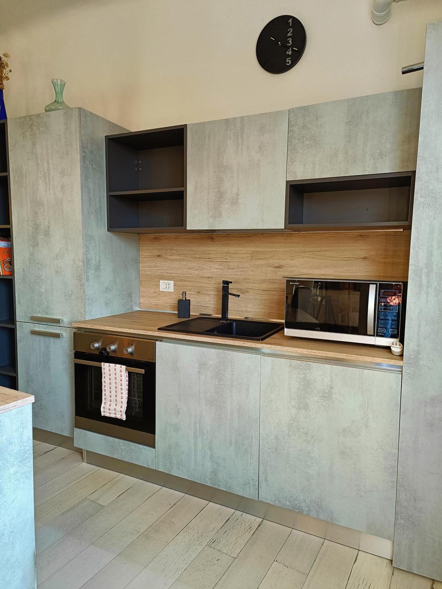 Apartment Yr - Isola Milan