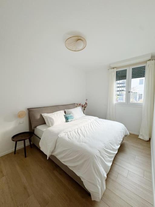 Trendy A Apartment *