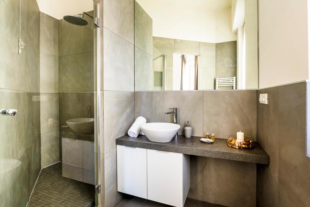 Exclusive 3 Bedrooms Near Duomo Leilighet Milano