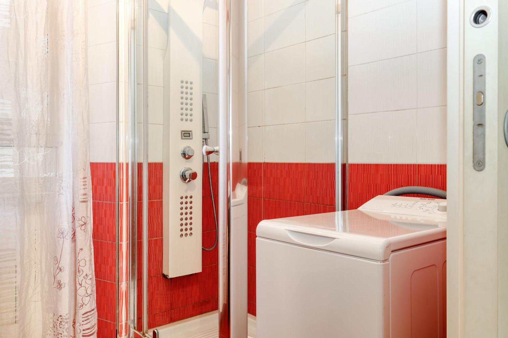 Appartement Joivy Inviting 1br Flat Near Citylife District Milaan