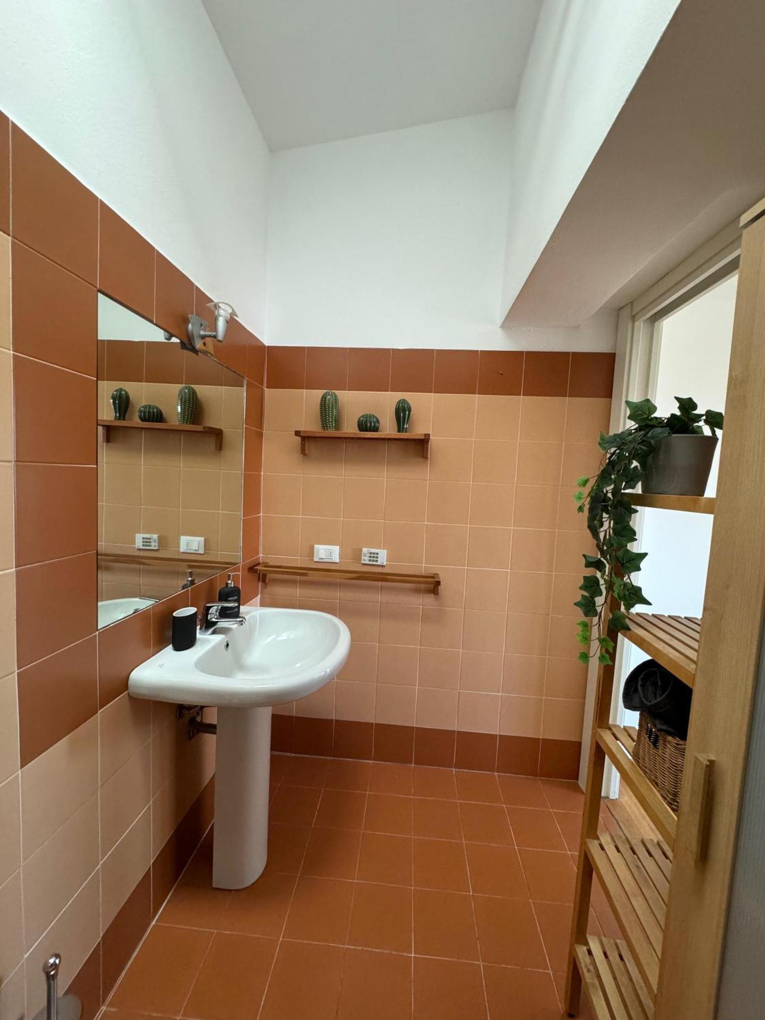 Isola- Attico Con Balcone Milano