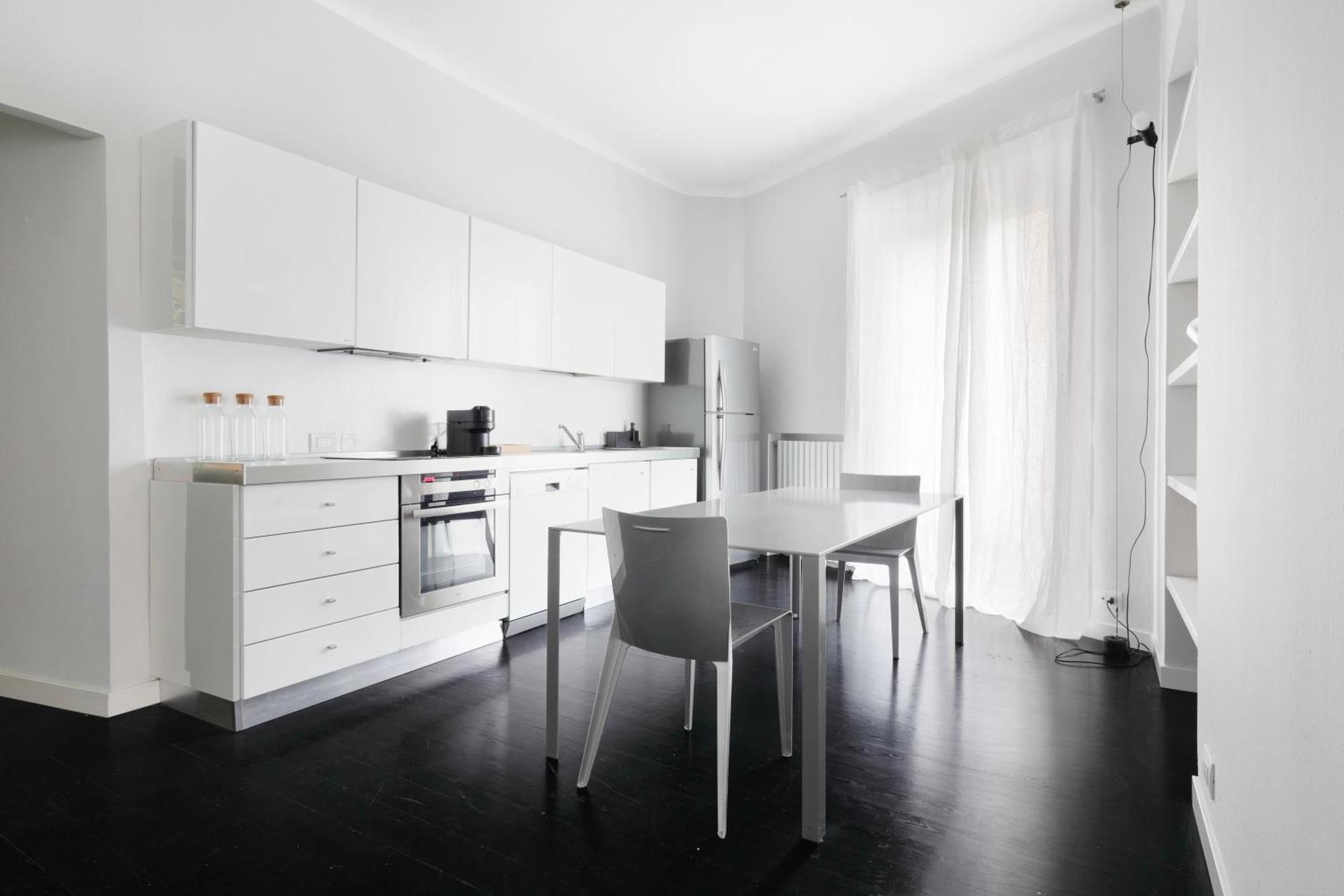 Stylish And Spacious Flat - Porta Venezia Apartment *