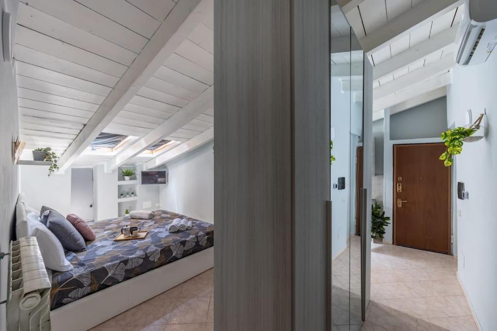 300 M From Metro M3-netflix-wi-fi Milano