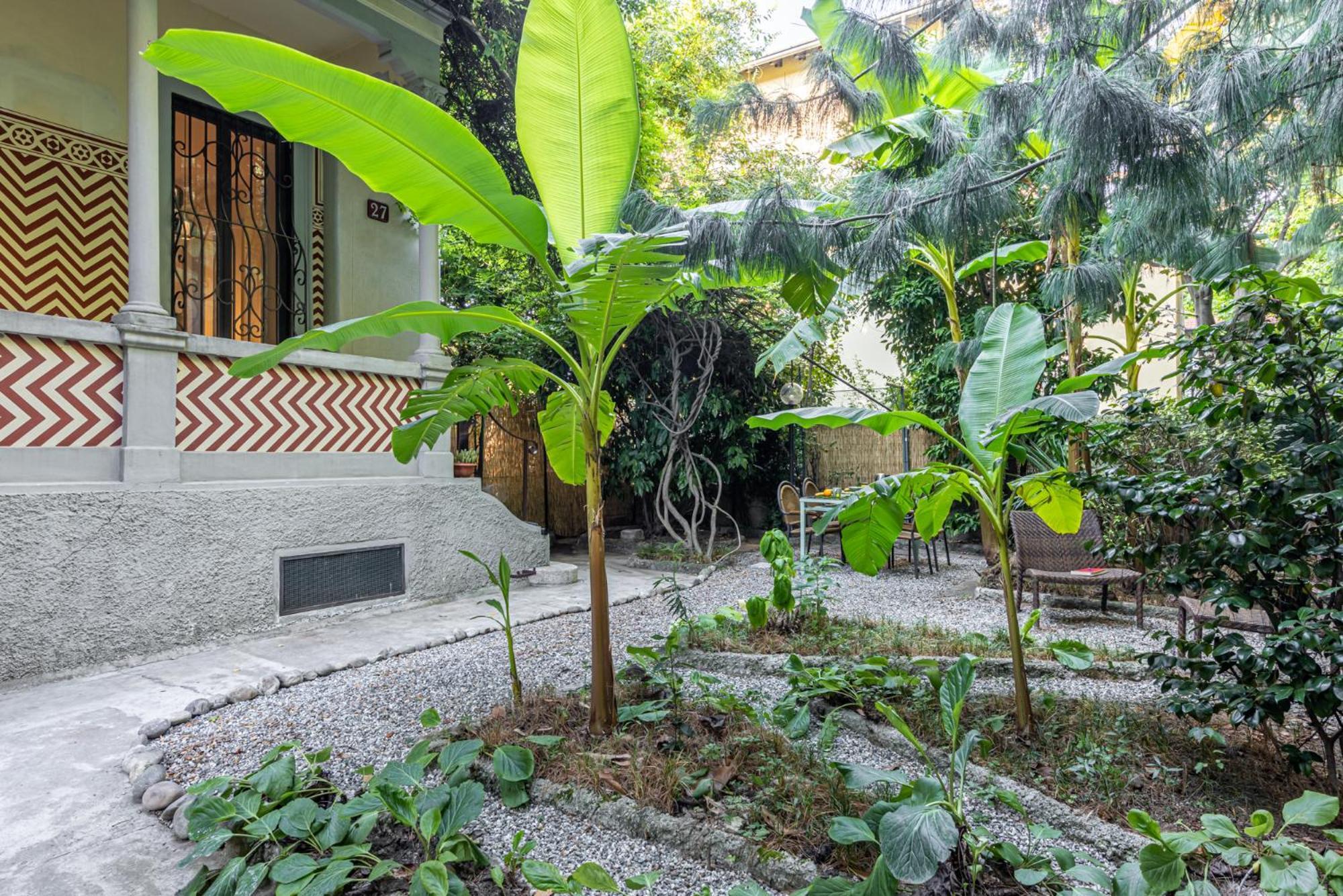 Appartamento Bilocale Chic In Tropical A Due Passi Da Stazione