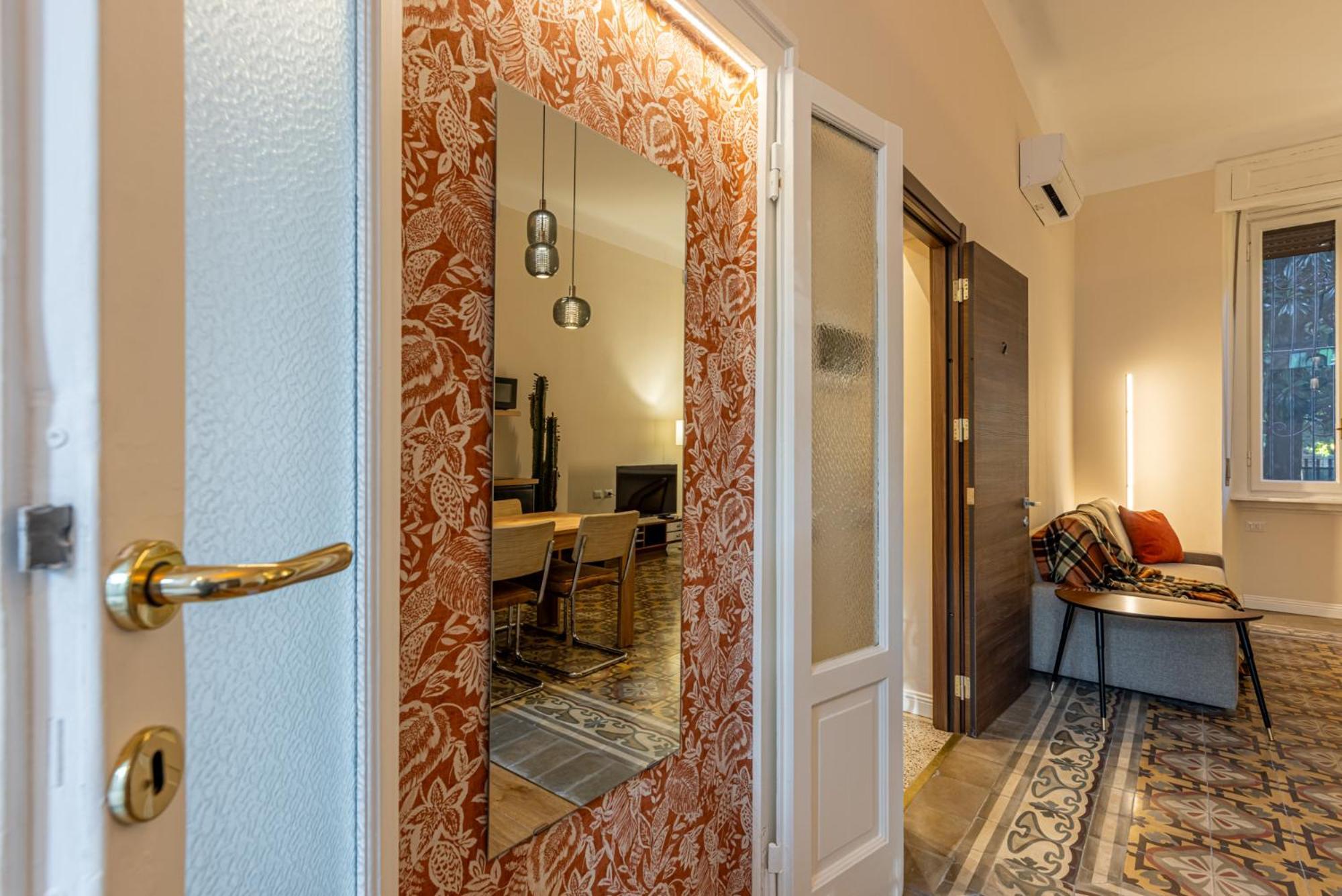 Appartamento Bilocale Chic In Tropical A Due Passi Da Stazione