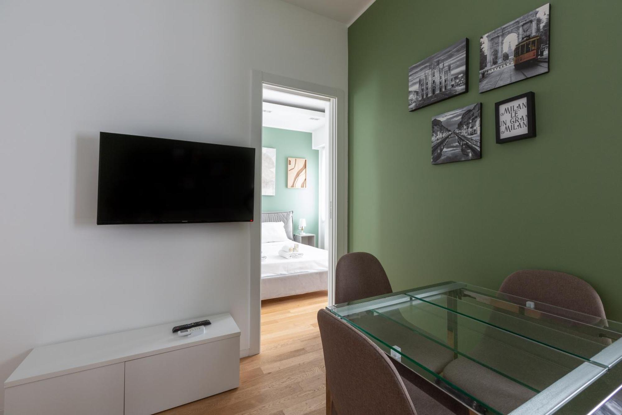 Corso Sempione Modern Flat Milano