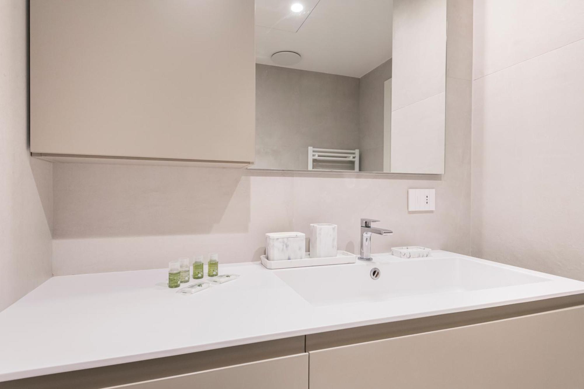 Easylife - Sofisticata Dimora Con Rooftop Condominiale Vista Duomo *