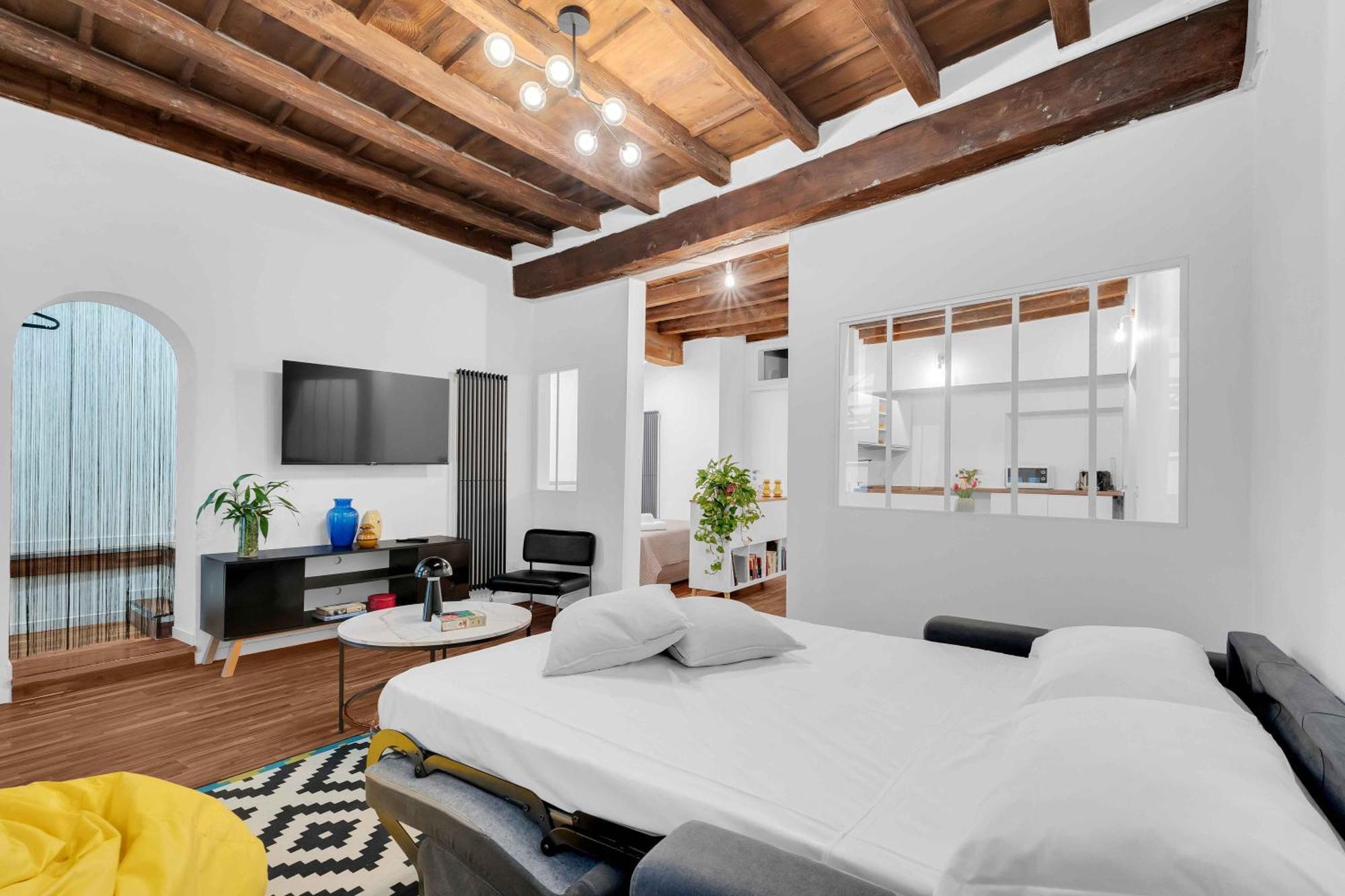 Apartment - Alzaia Naviglio Grande *