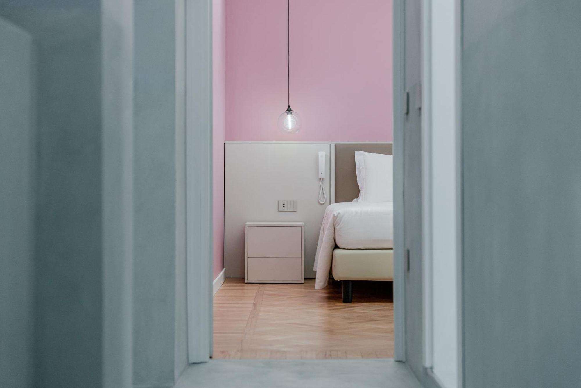 Ticinese Hotell *